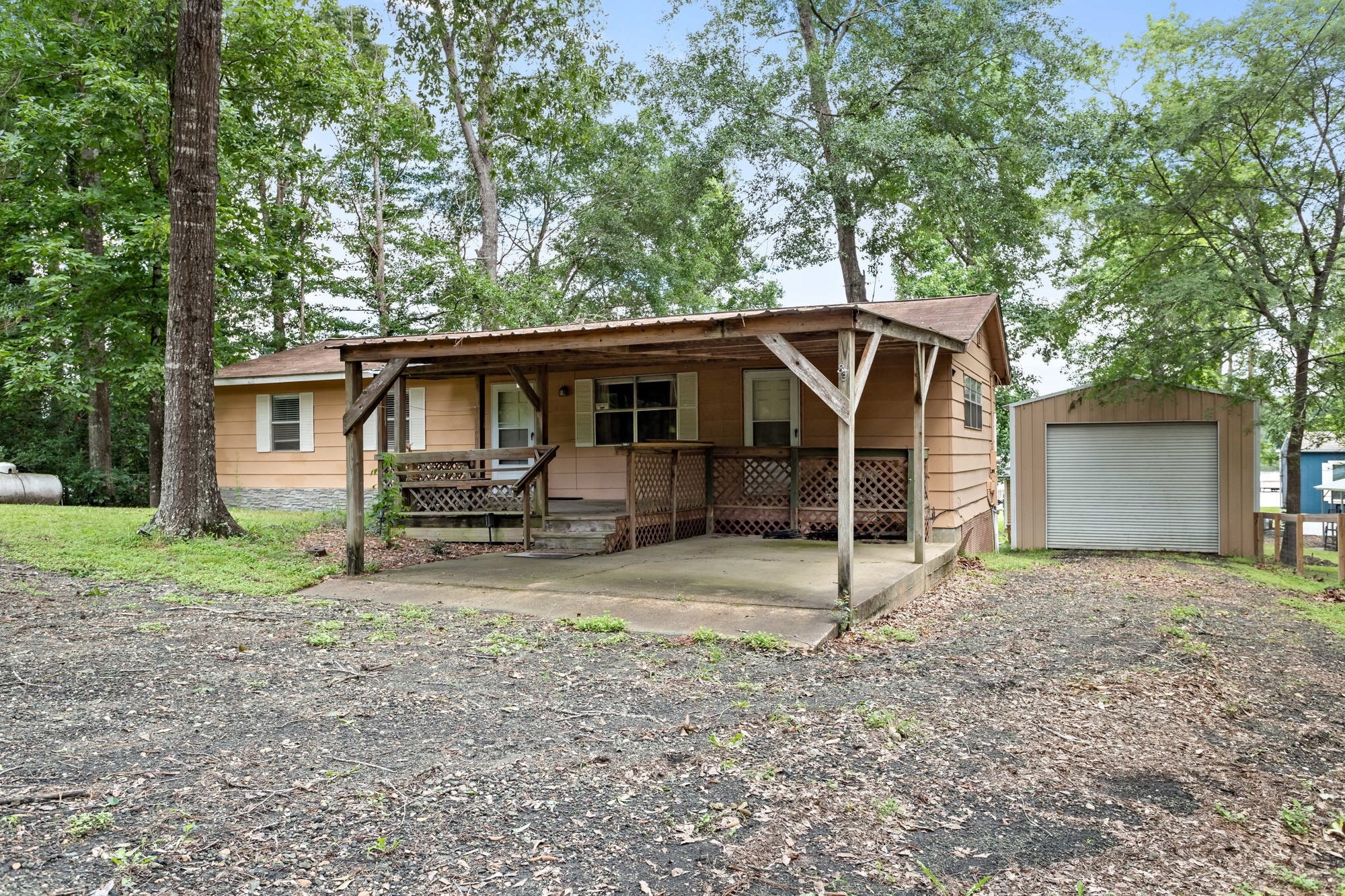 Listing photo 3