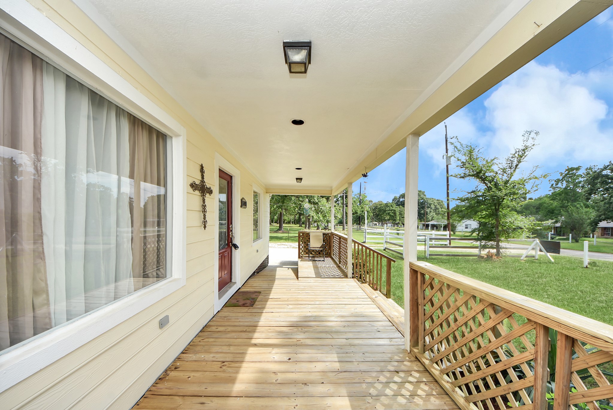 Listing photo 4