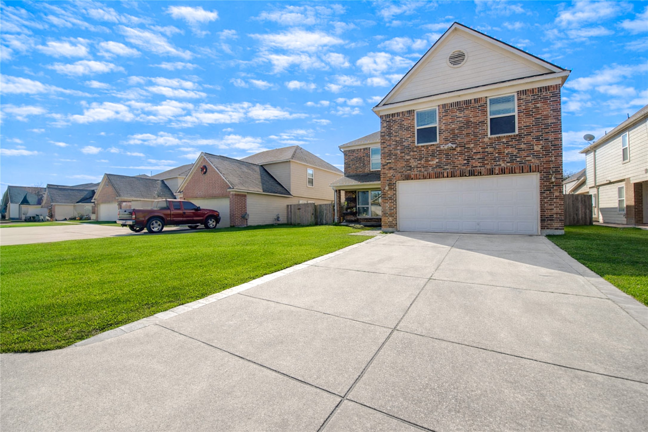 Listing photo 1