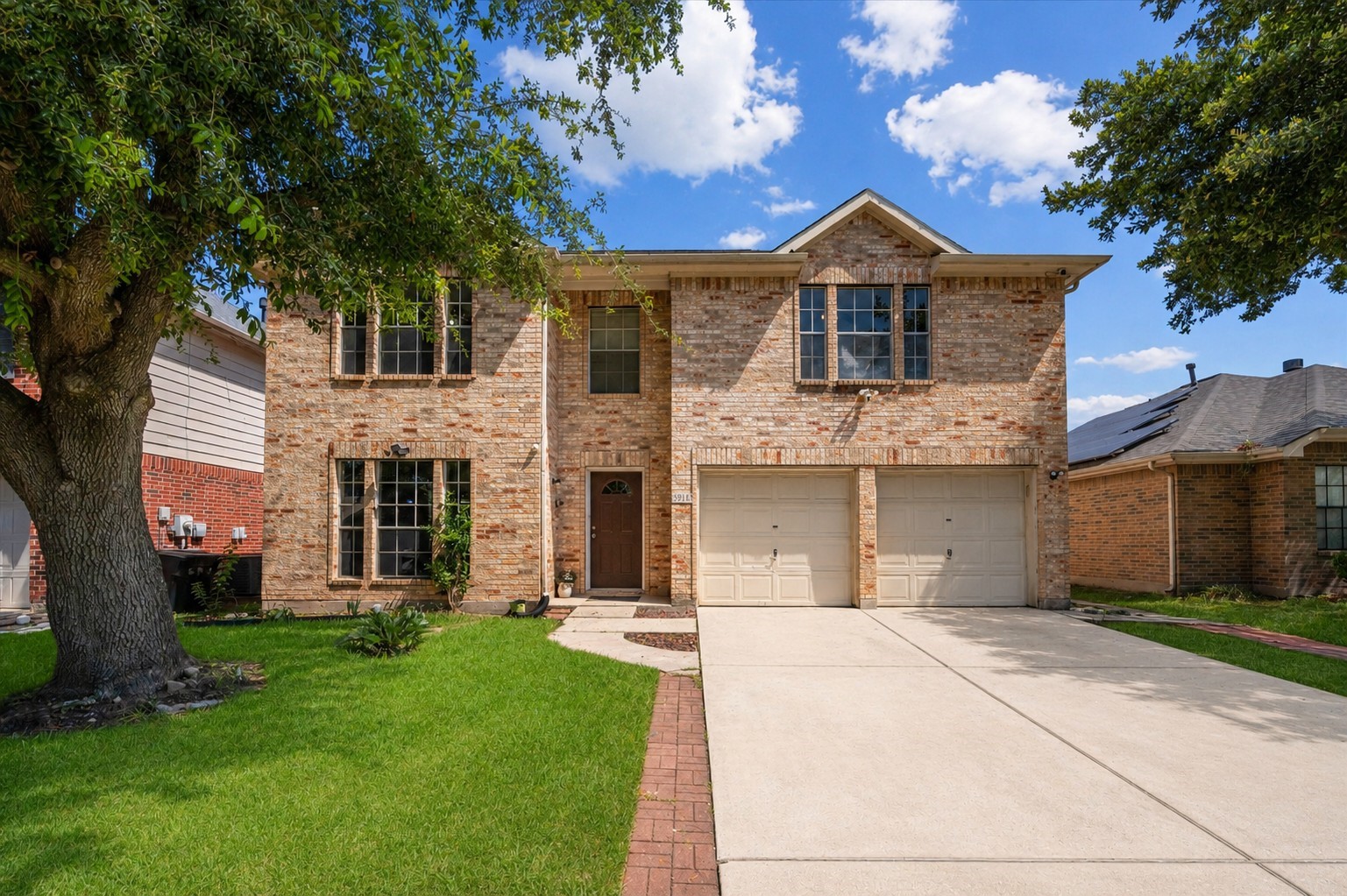 Listing photo 1
