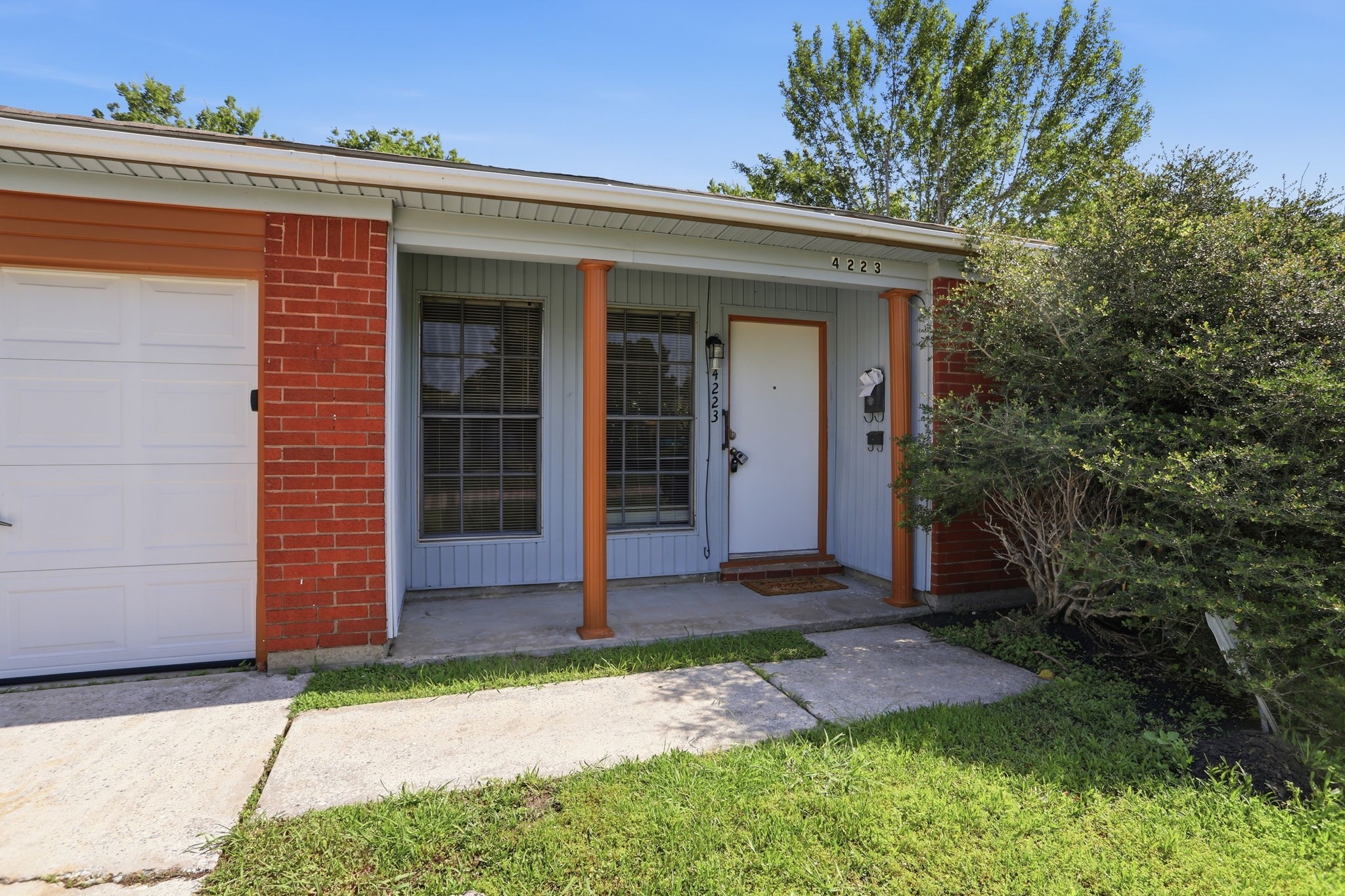 Listing photo 4