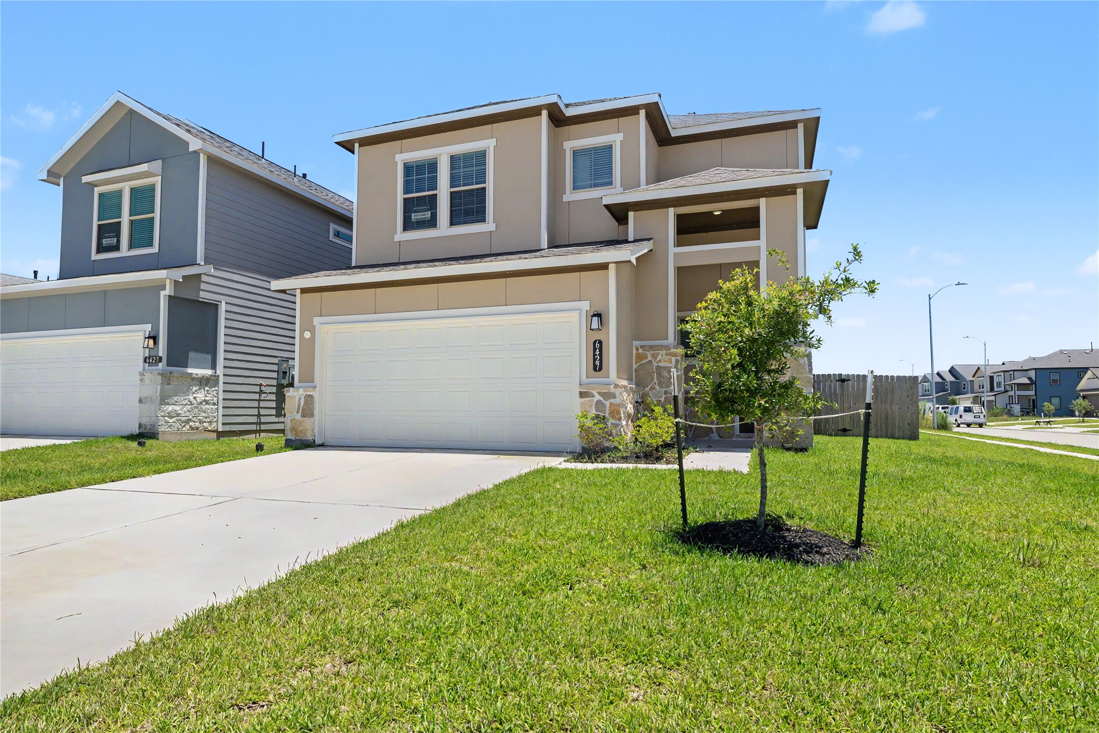 Listing photo 1