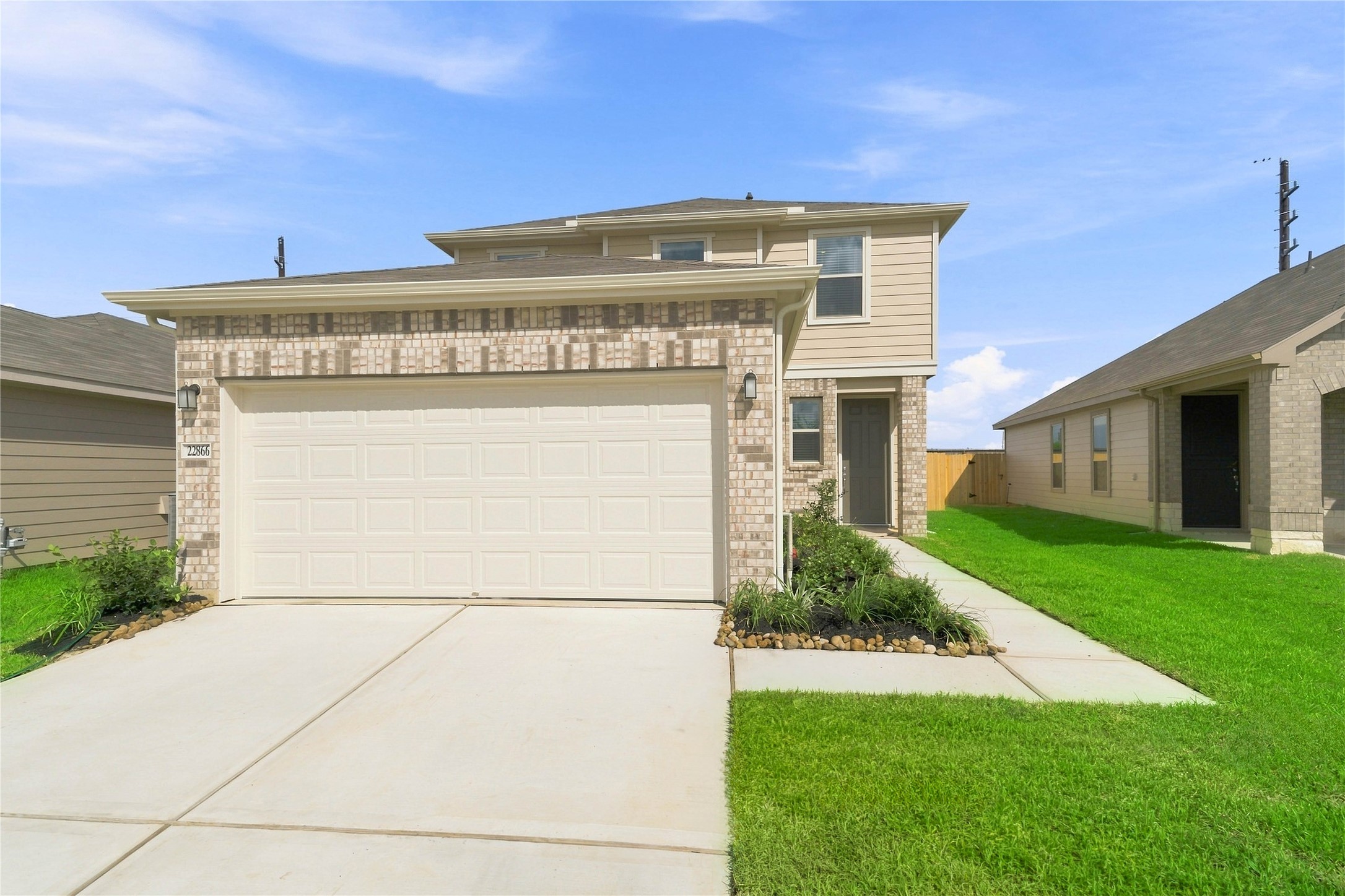 Listing photo 1