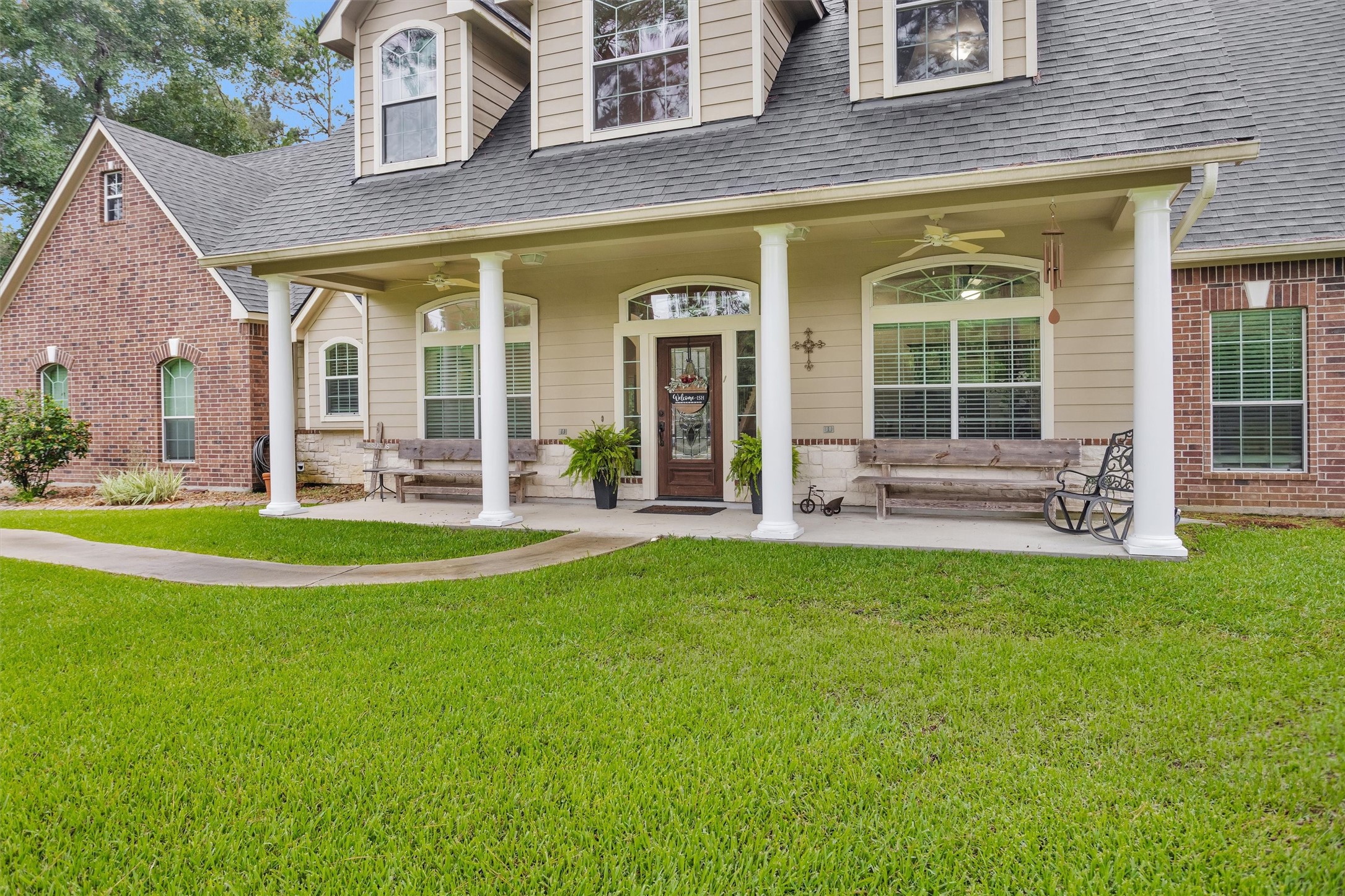 Listing photo 3