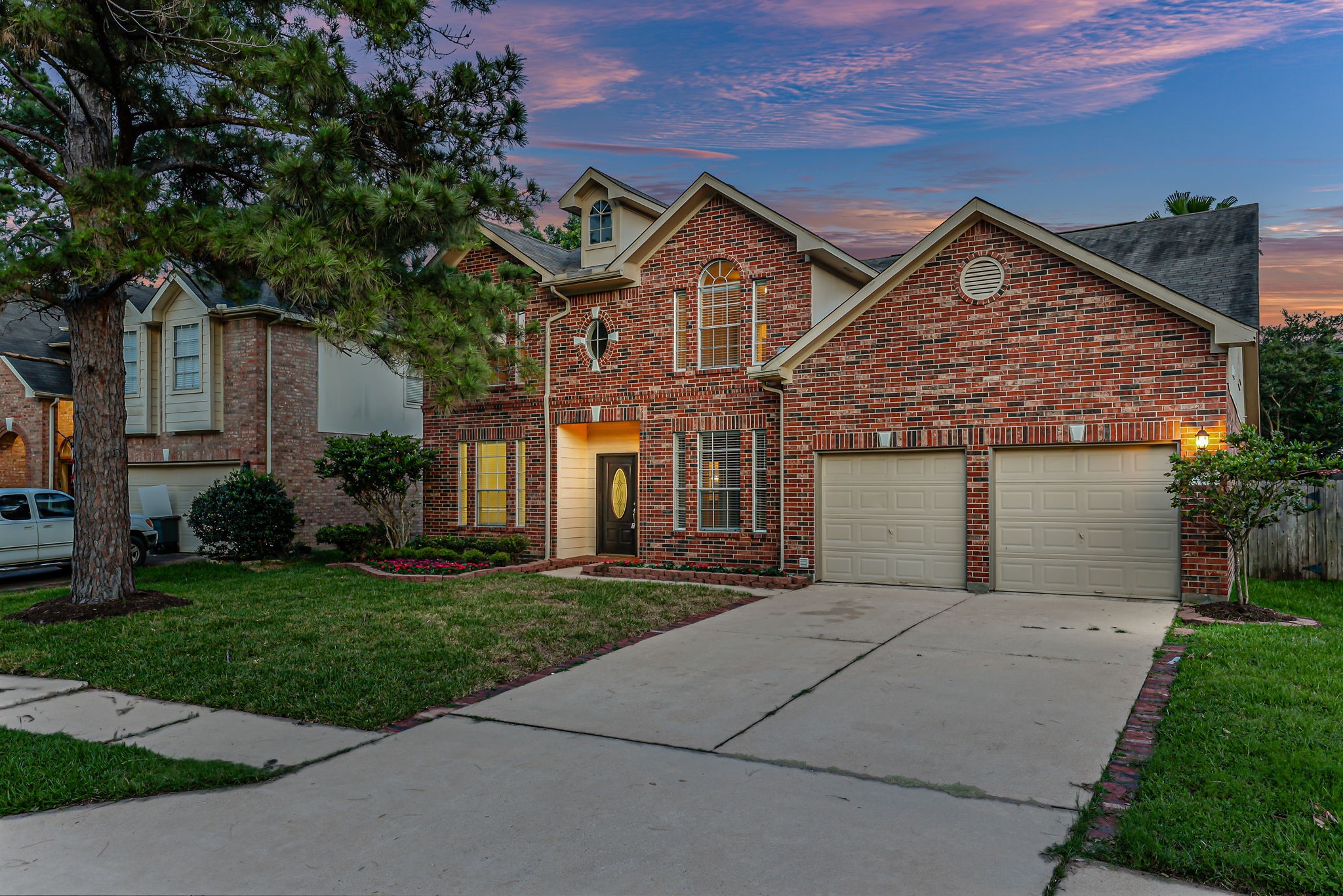 Listing photo 1