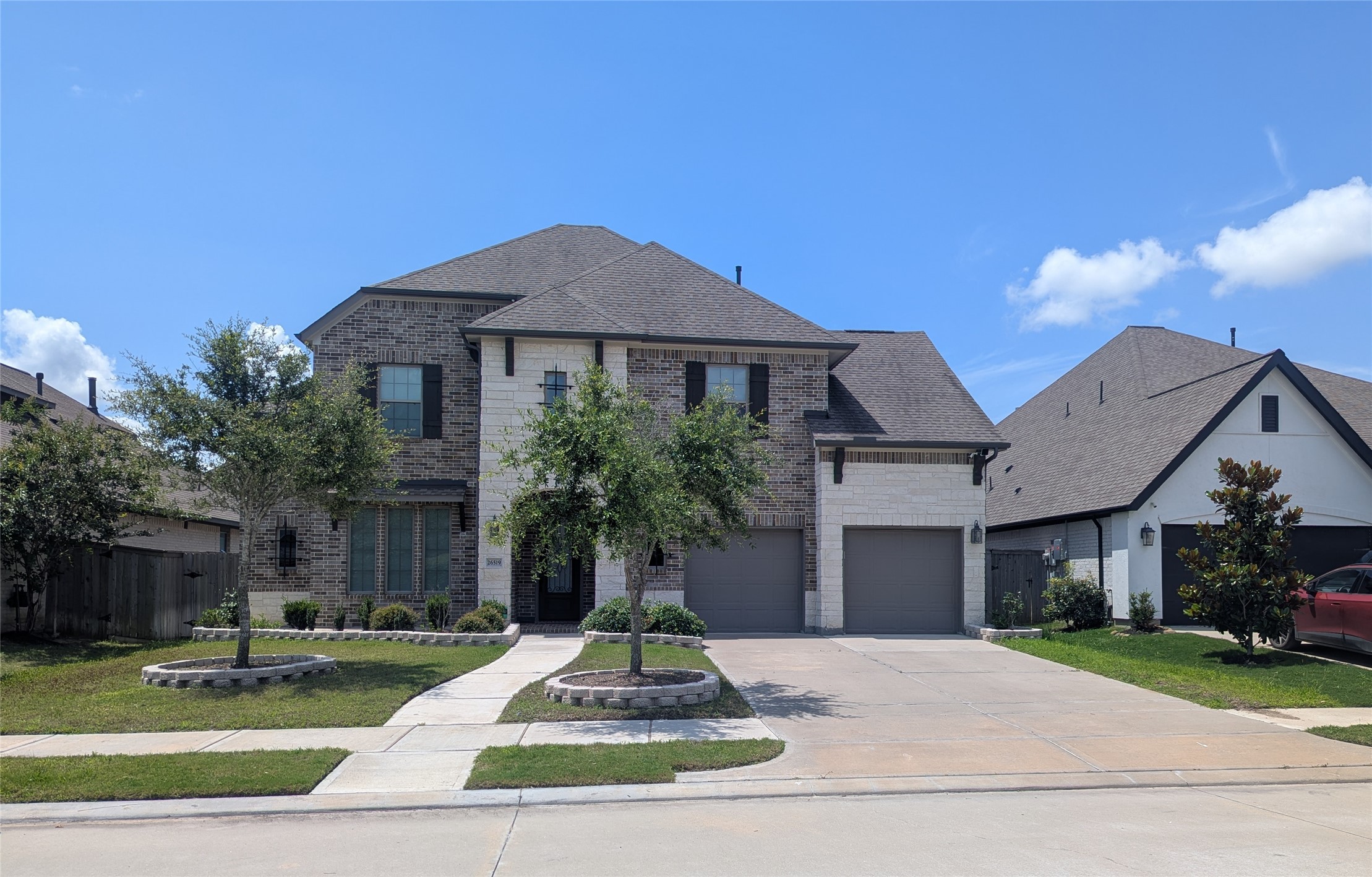 Listing photo 1