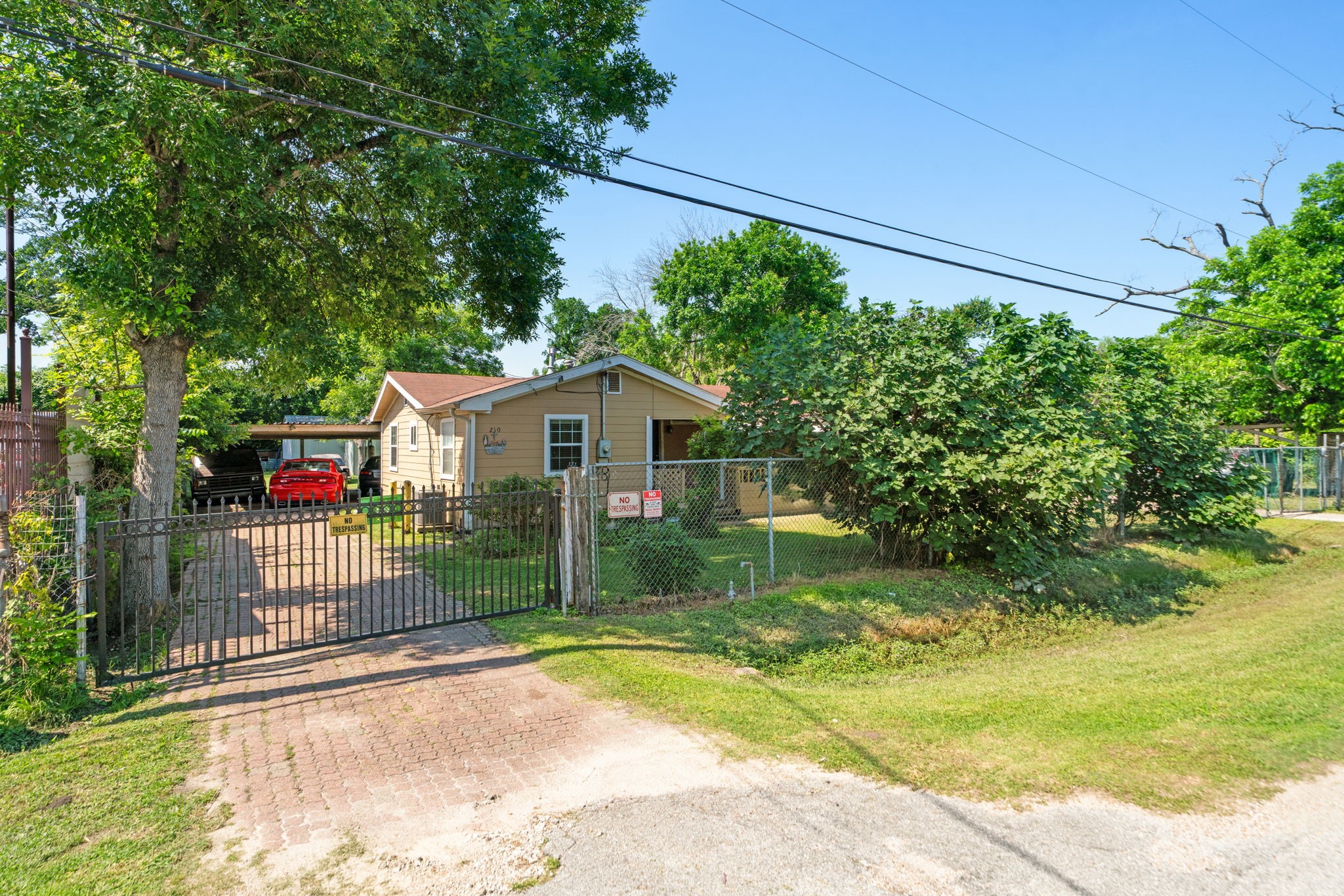 Listing photo 1
