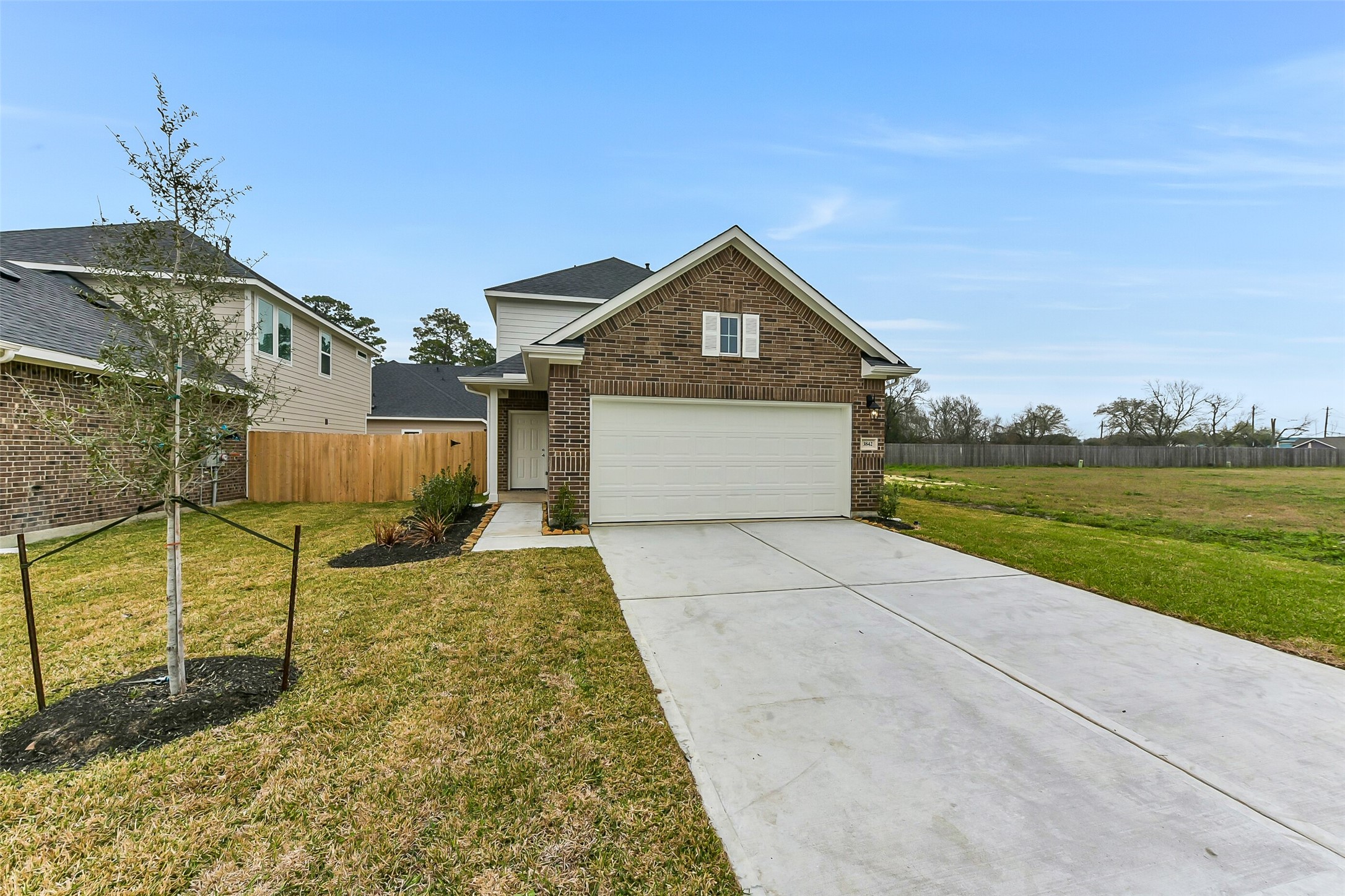 Listing photo 4