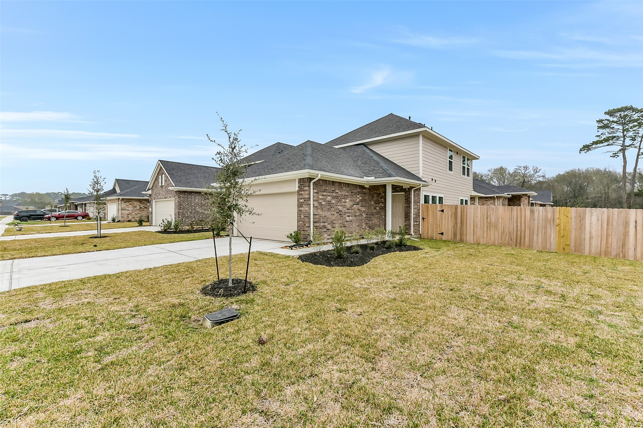Listing photo 4