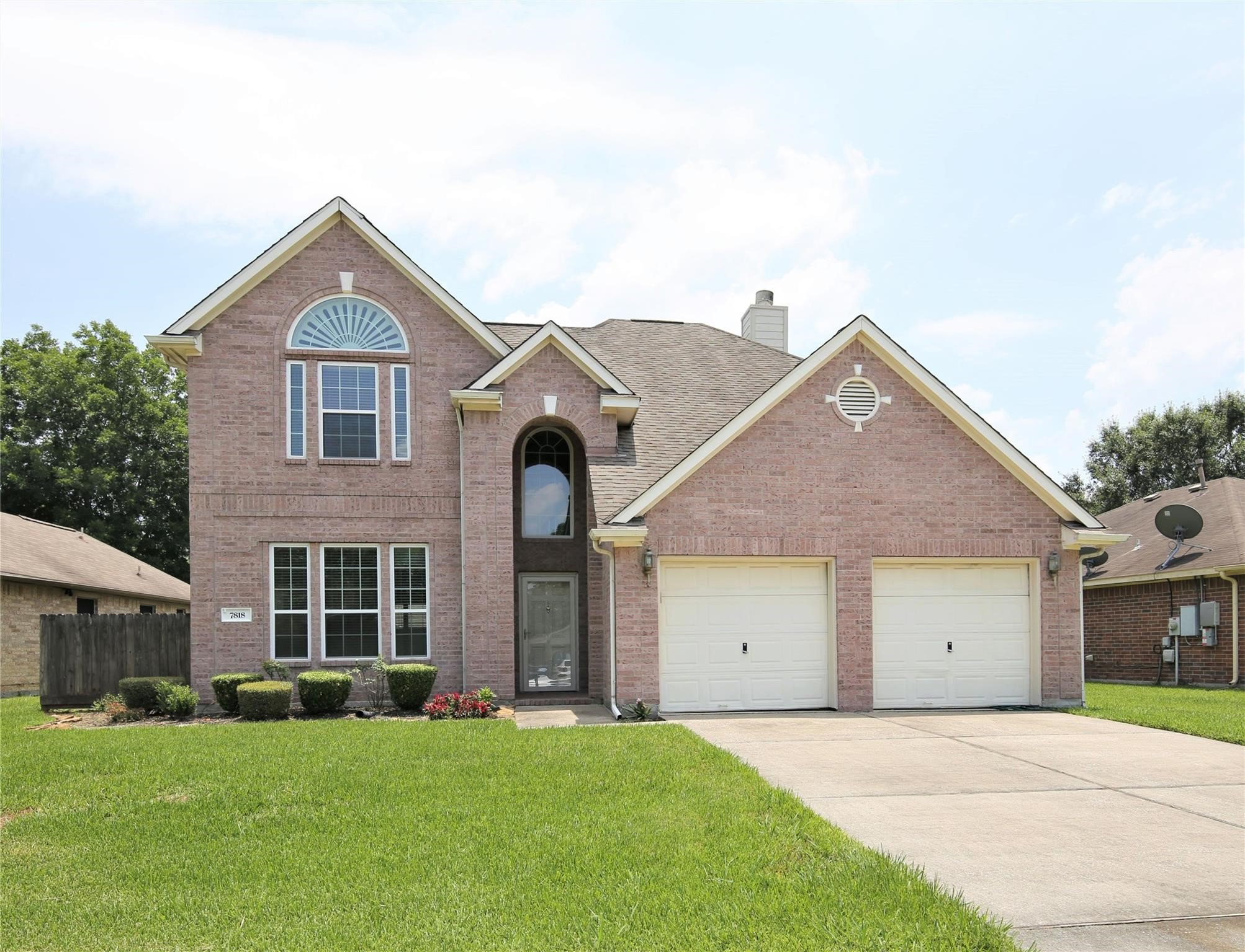 Listing photo 1