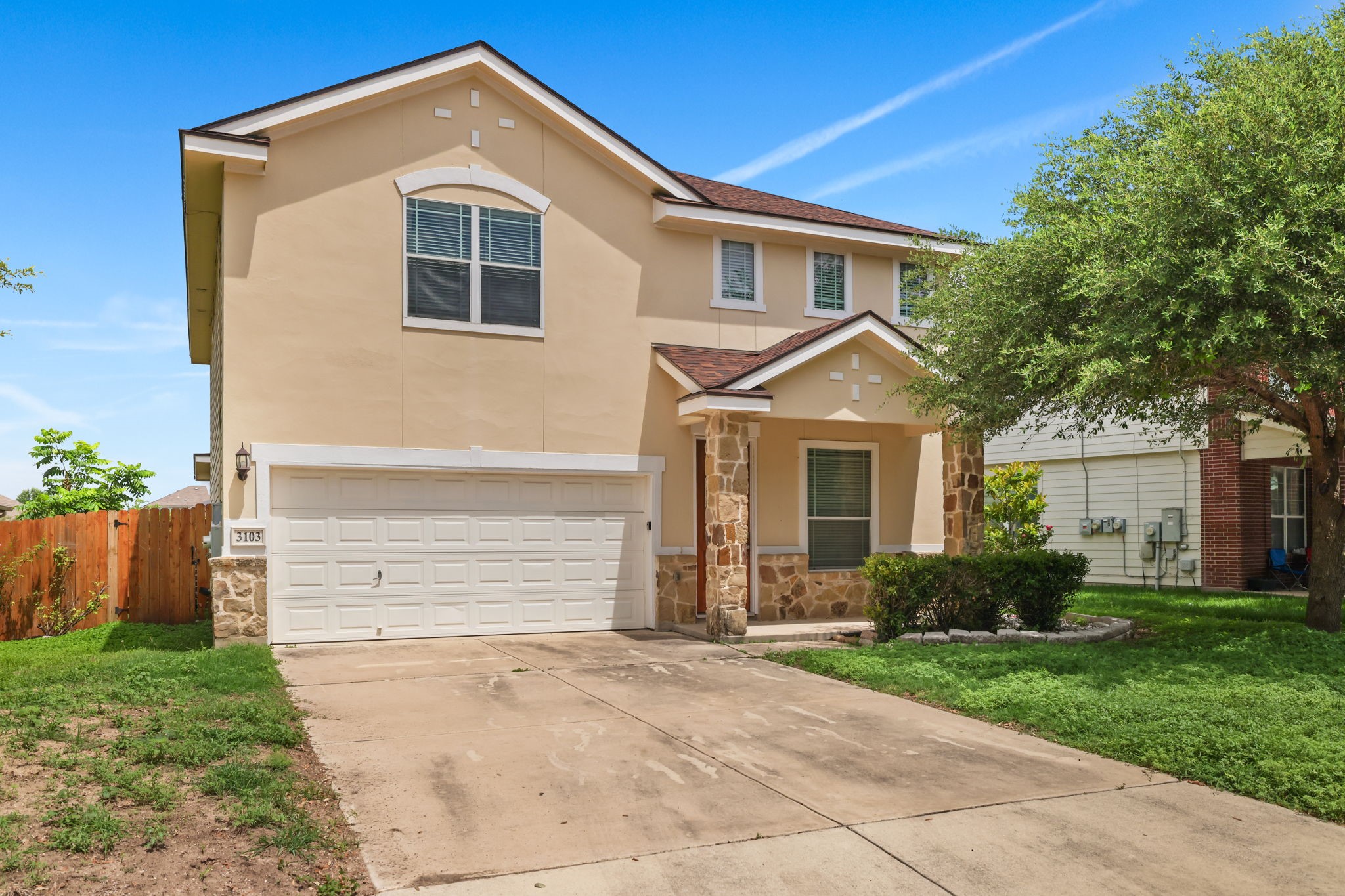 Listing photo 1