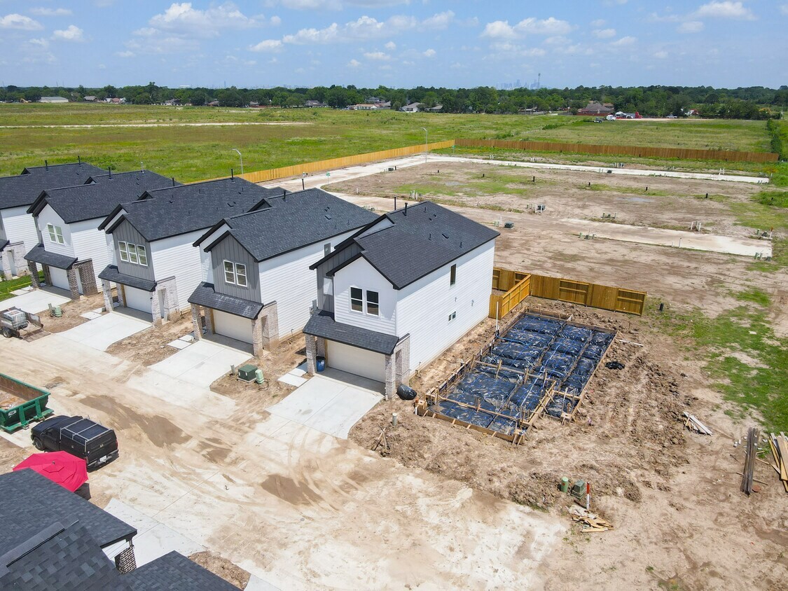 Listing photo 5
