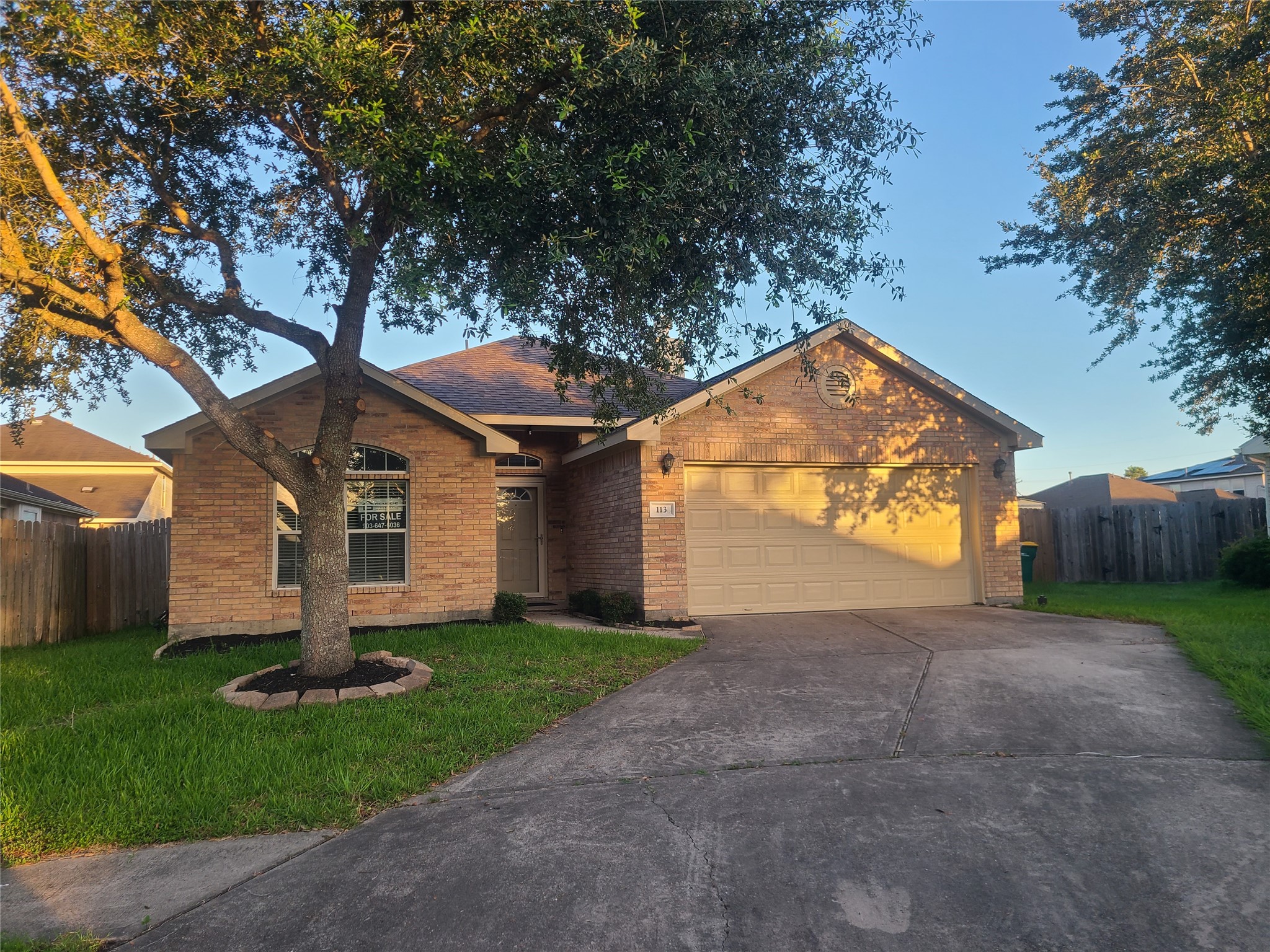Listing photo 1