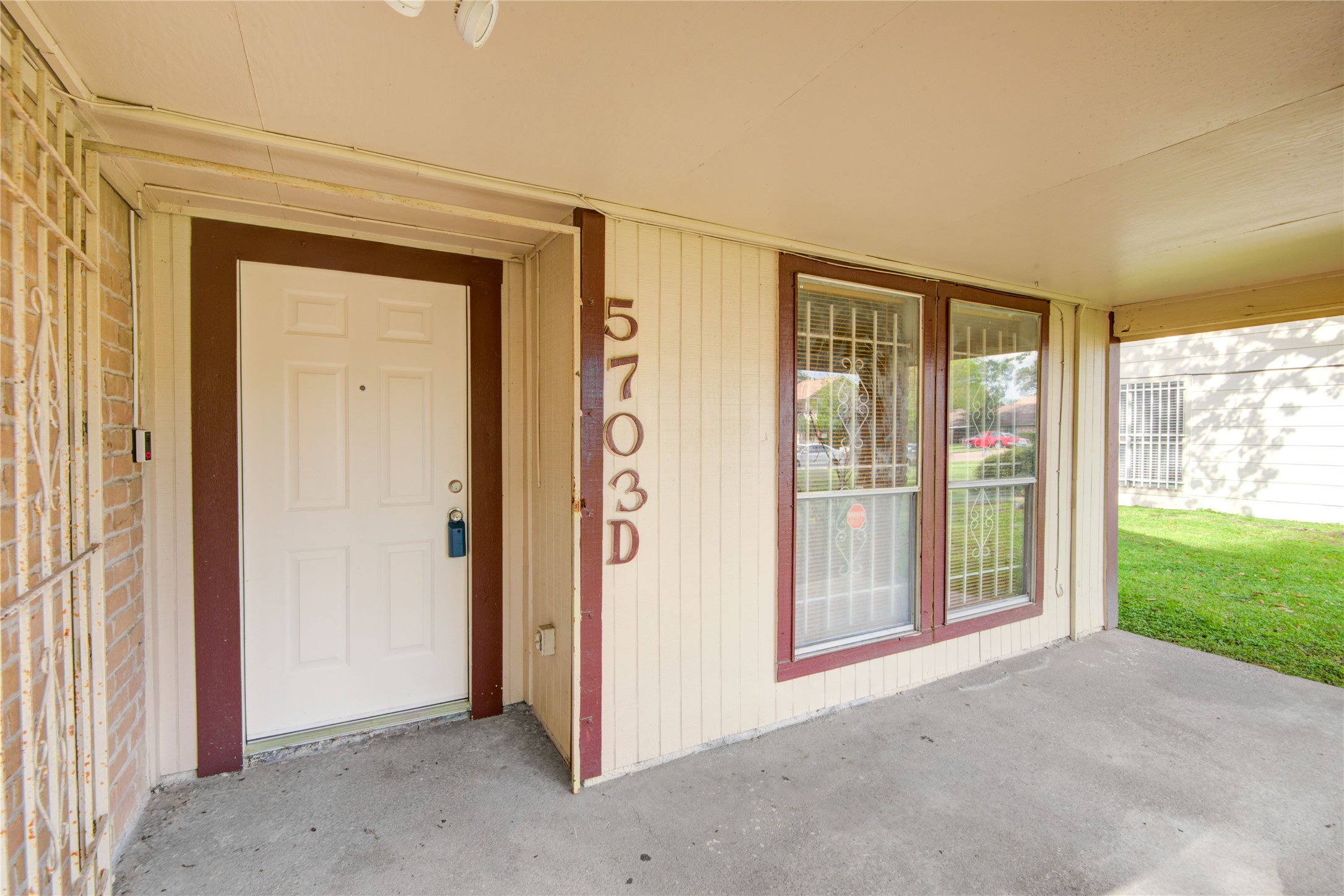 Listing photo 5