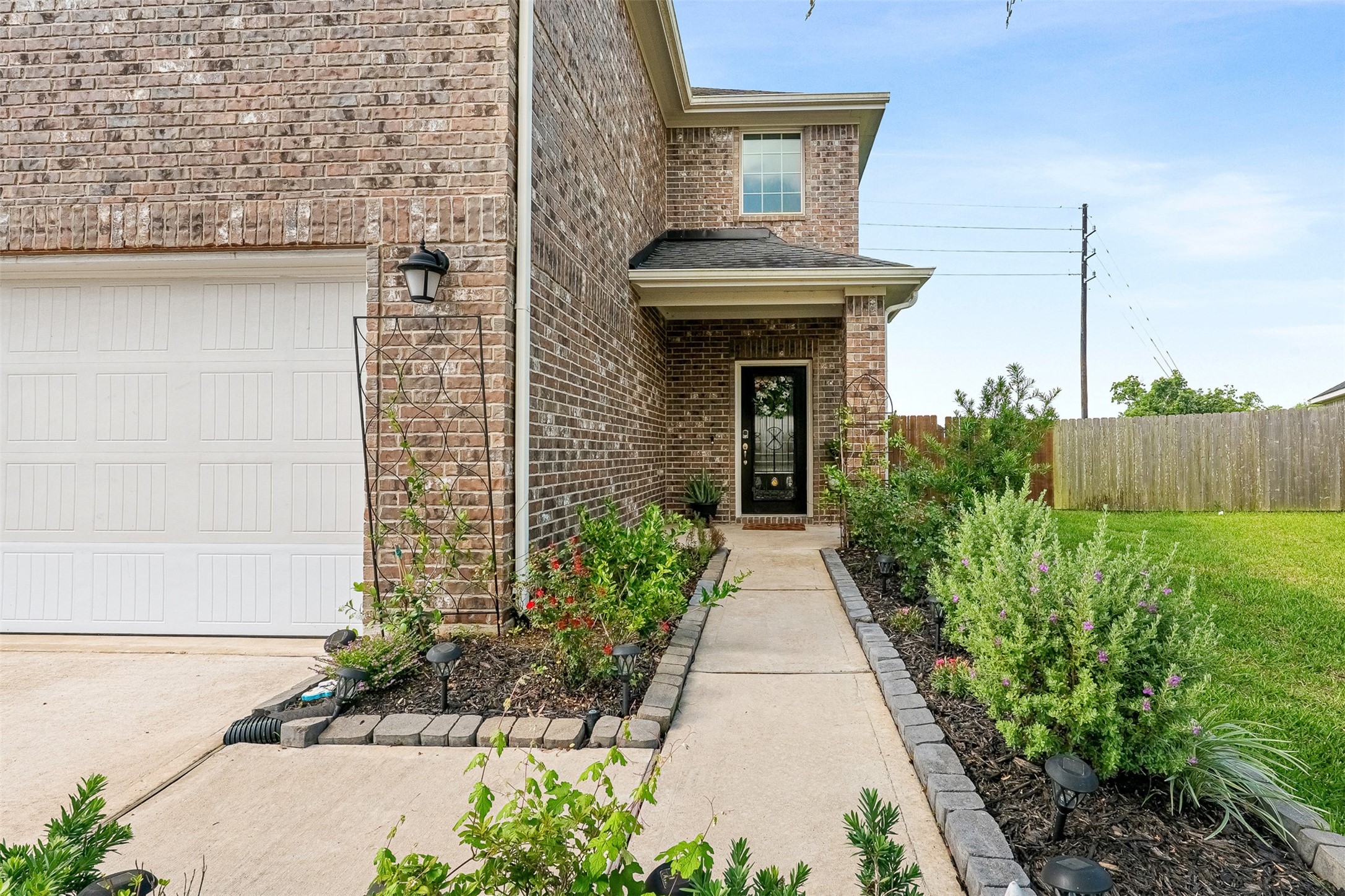 Listing photo 1
