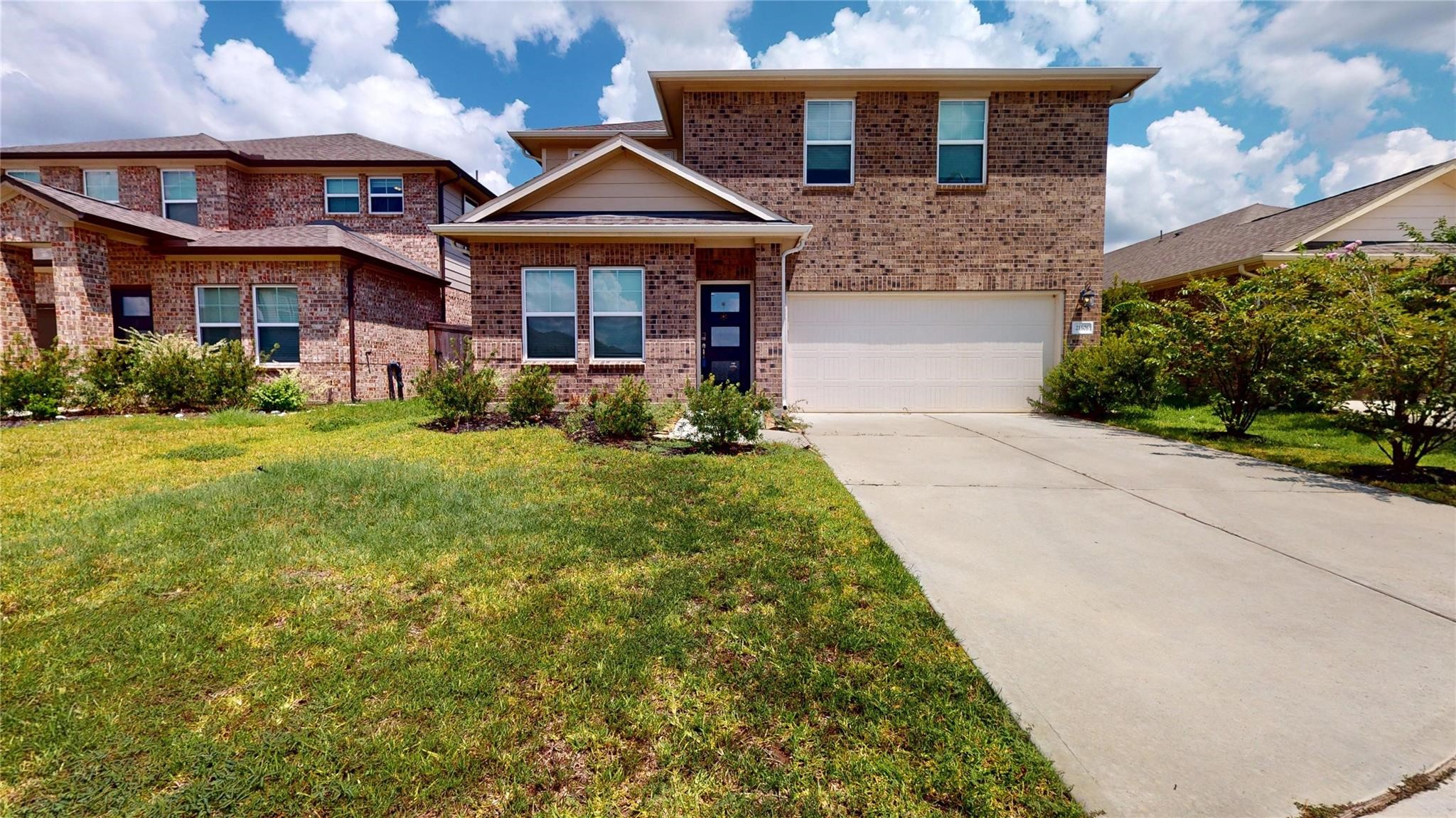 Listing photo 1