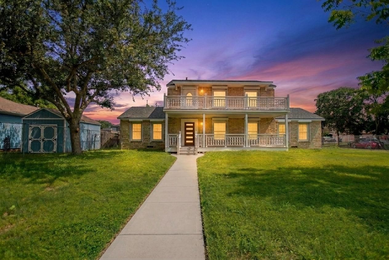 Listing photo 1