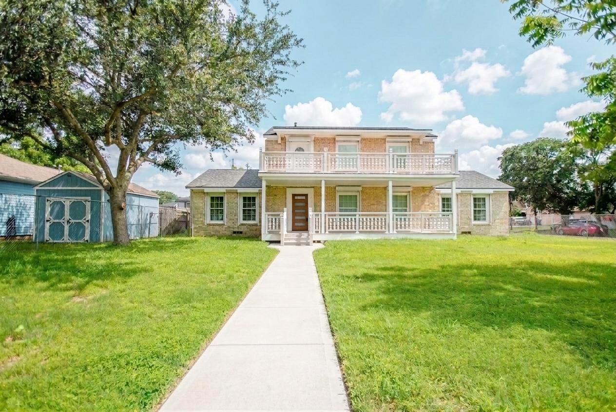 Listing photo 3