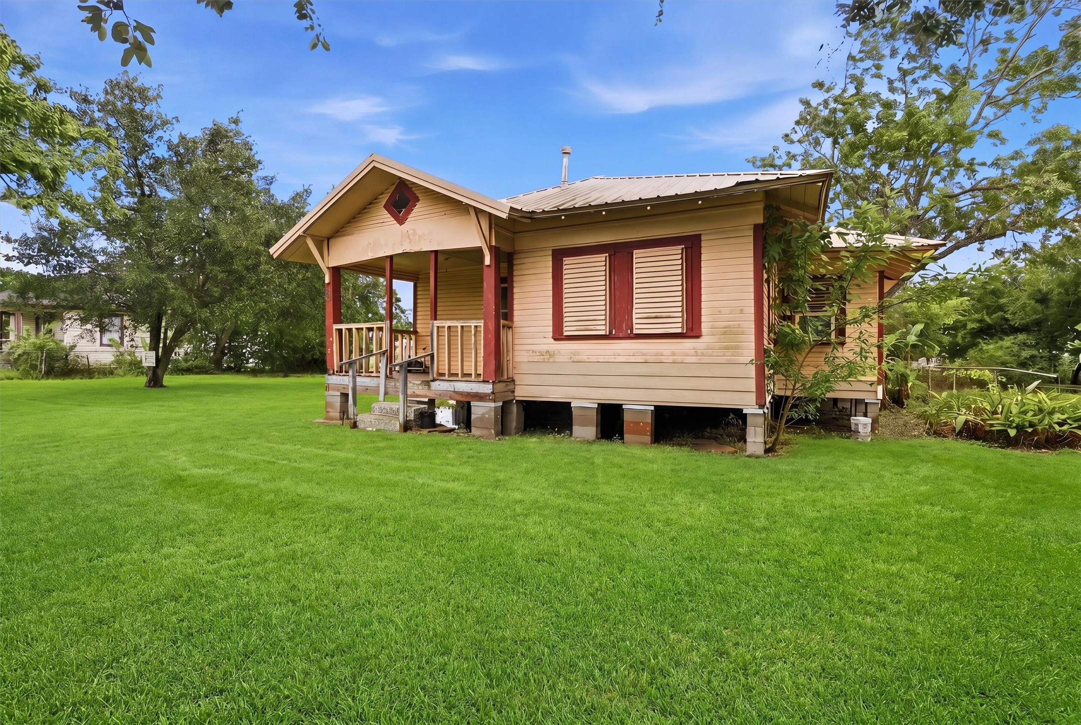 Listing photo 3
