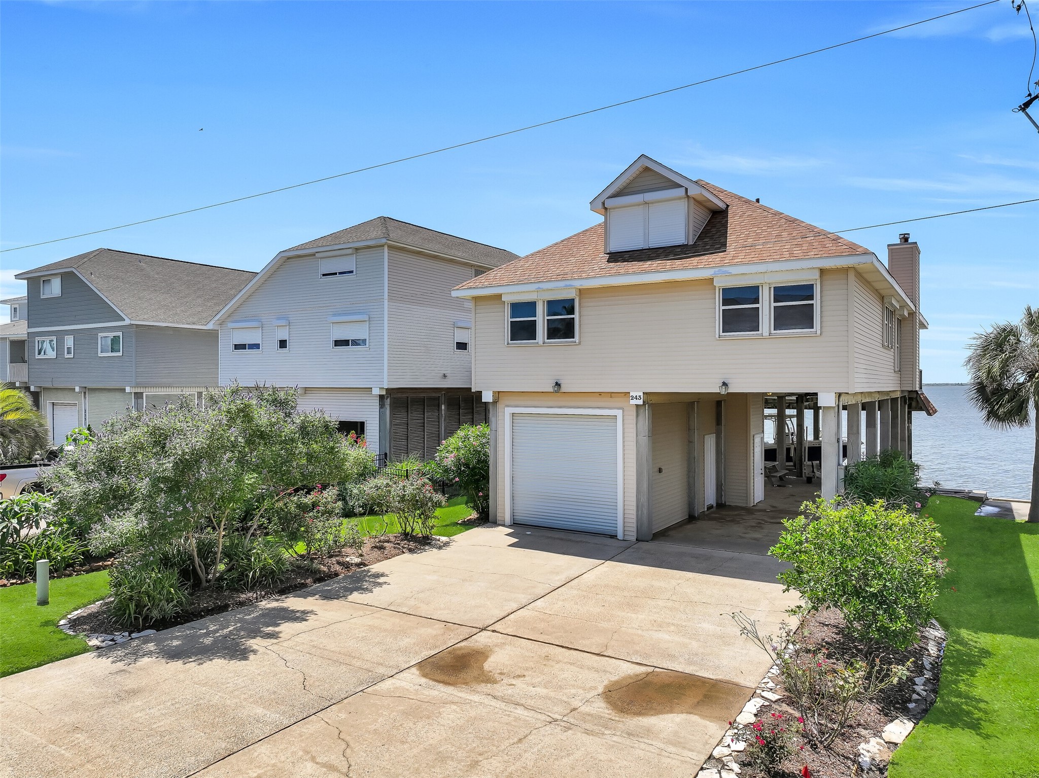 Listing photo 1