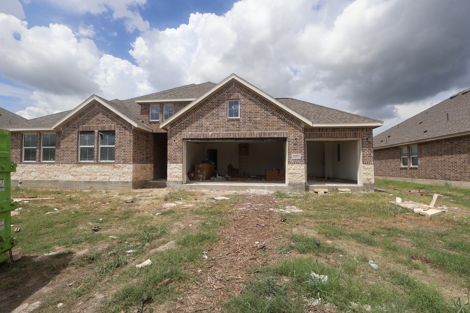 Listing photo 1