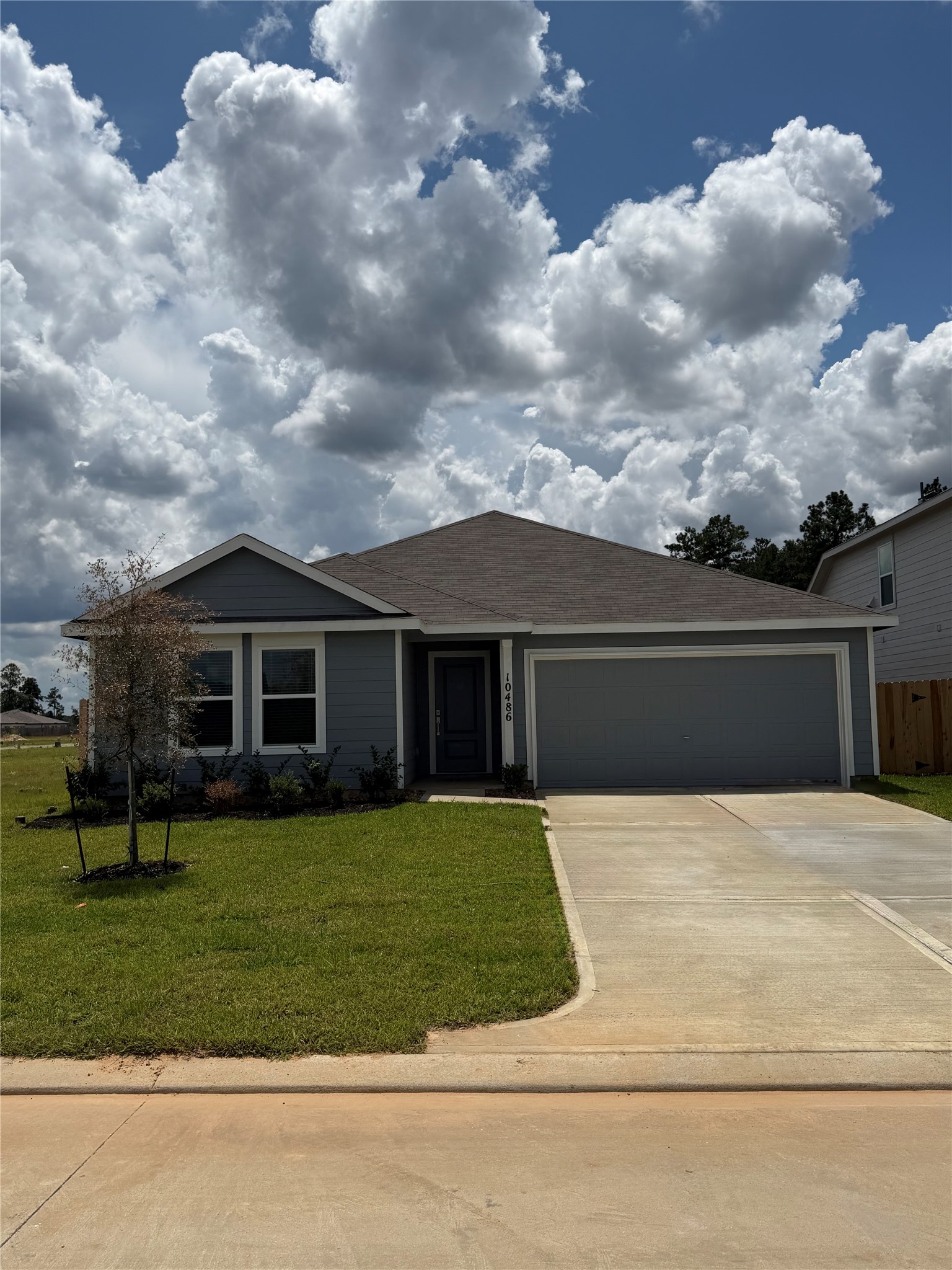 Listing photo 1