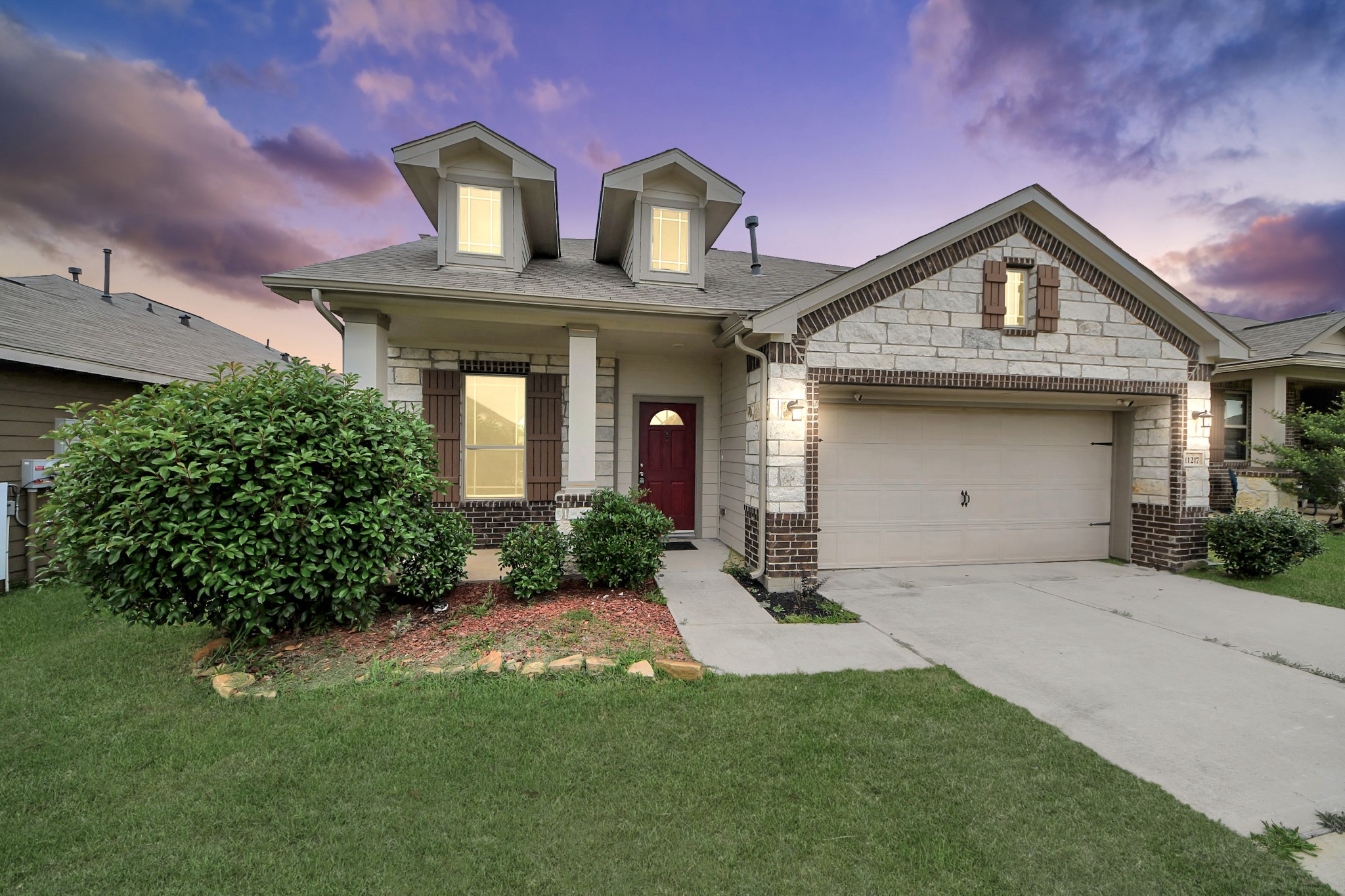 Listing photo 1