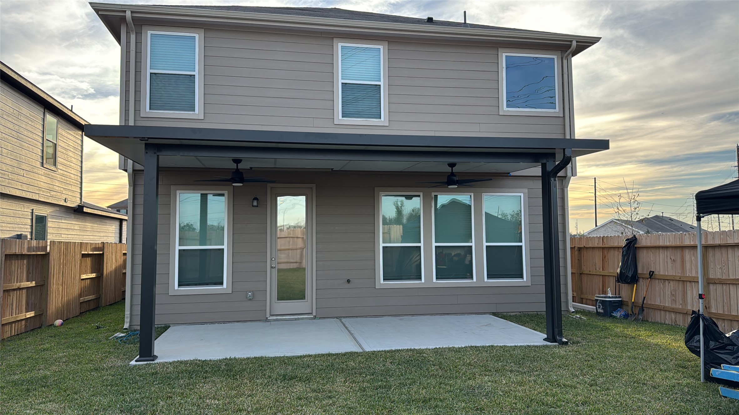 Listing photo 1
