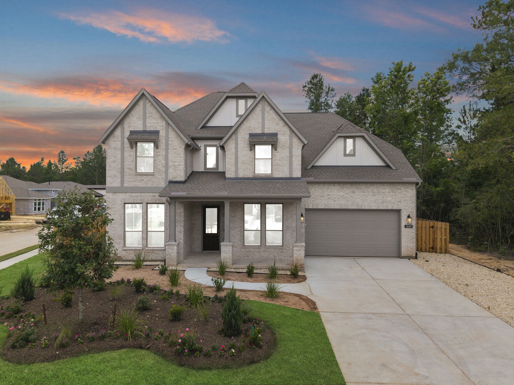 Listing photo 1