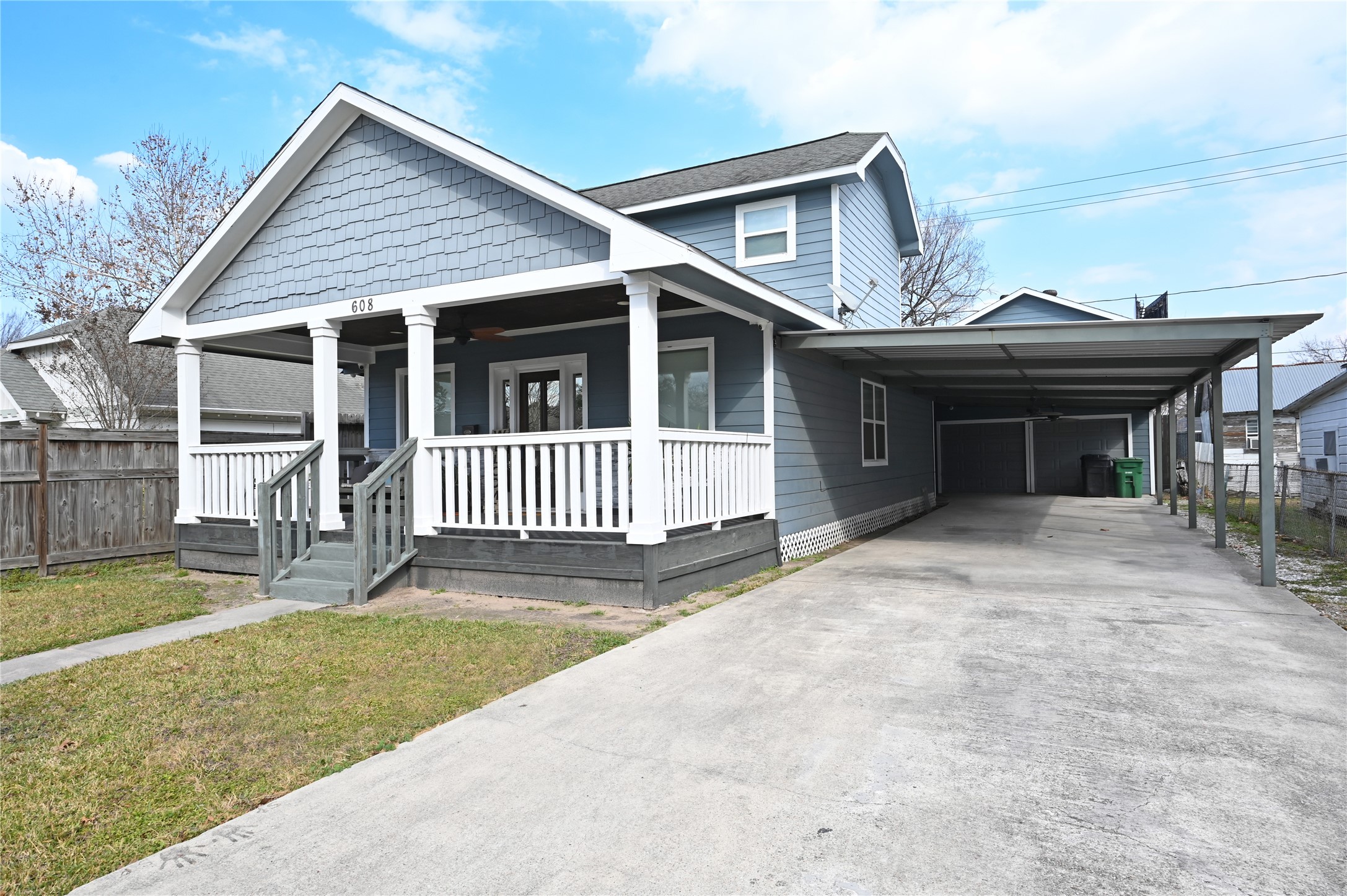 Listing photo 1