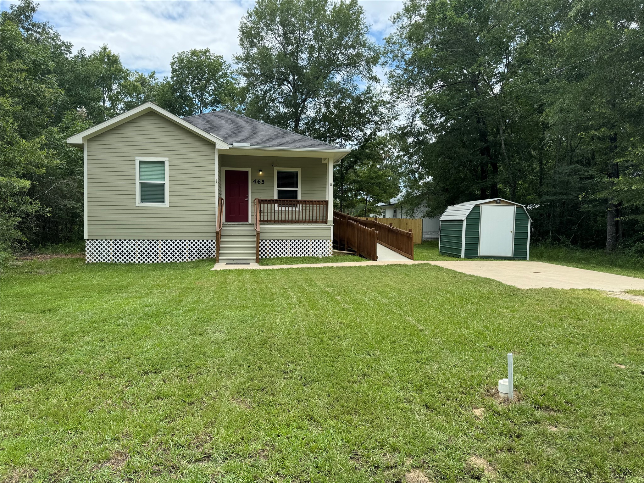 Listing photo 1