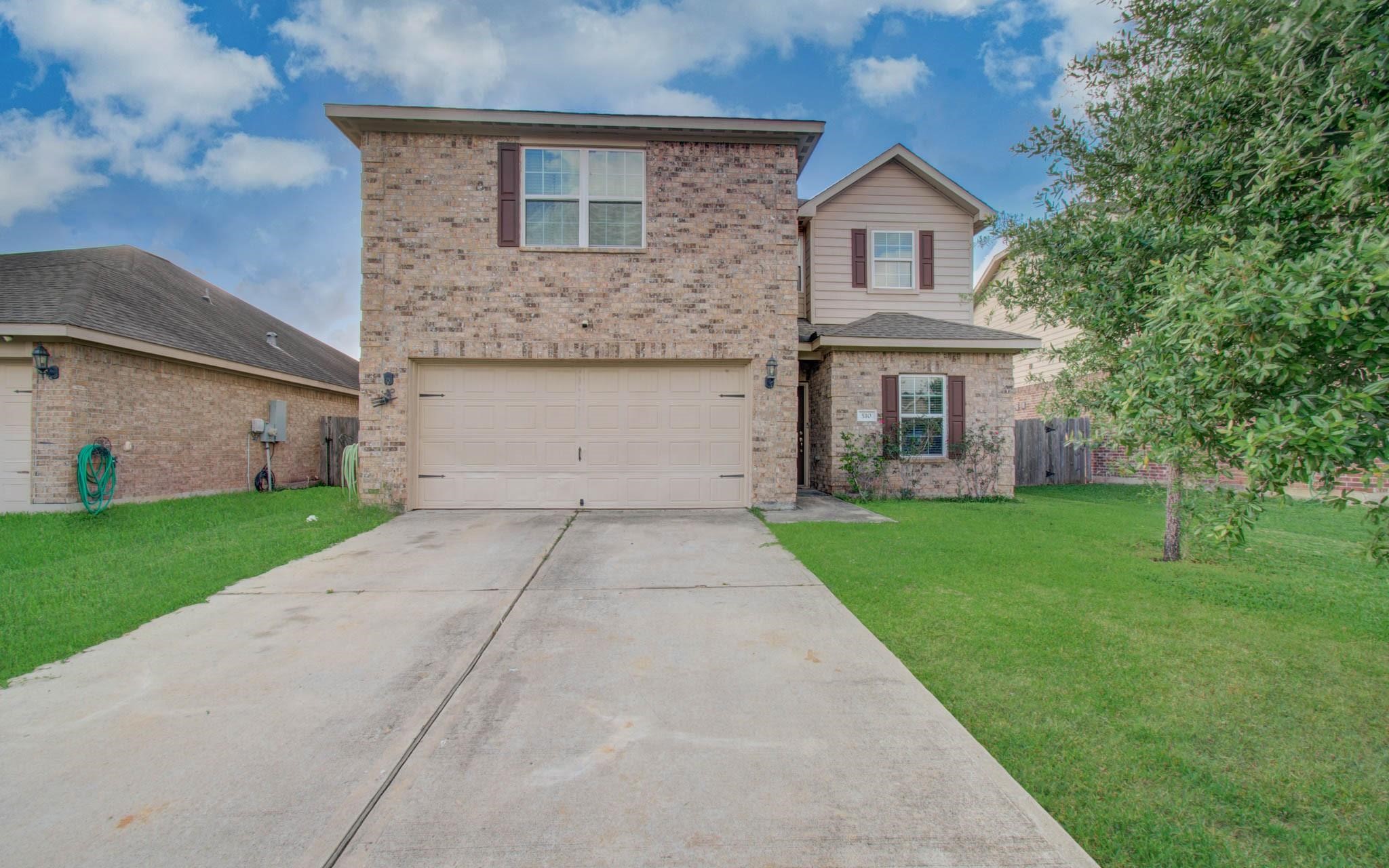 Listing photo 1