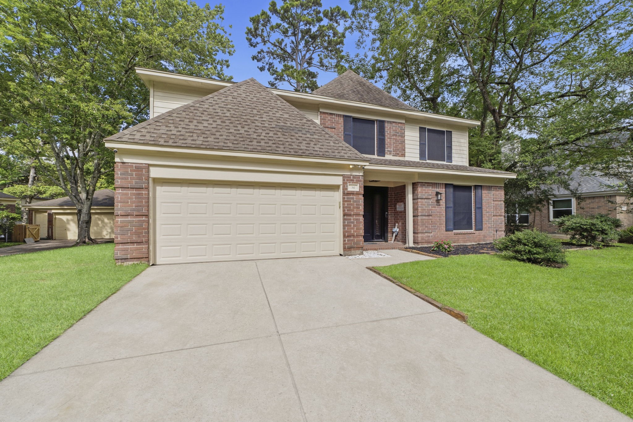 Listing photo 1