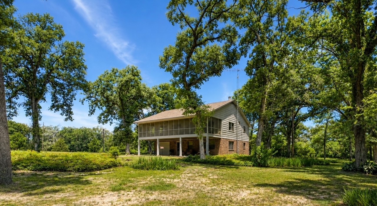 Listing photo 1