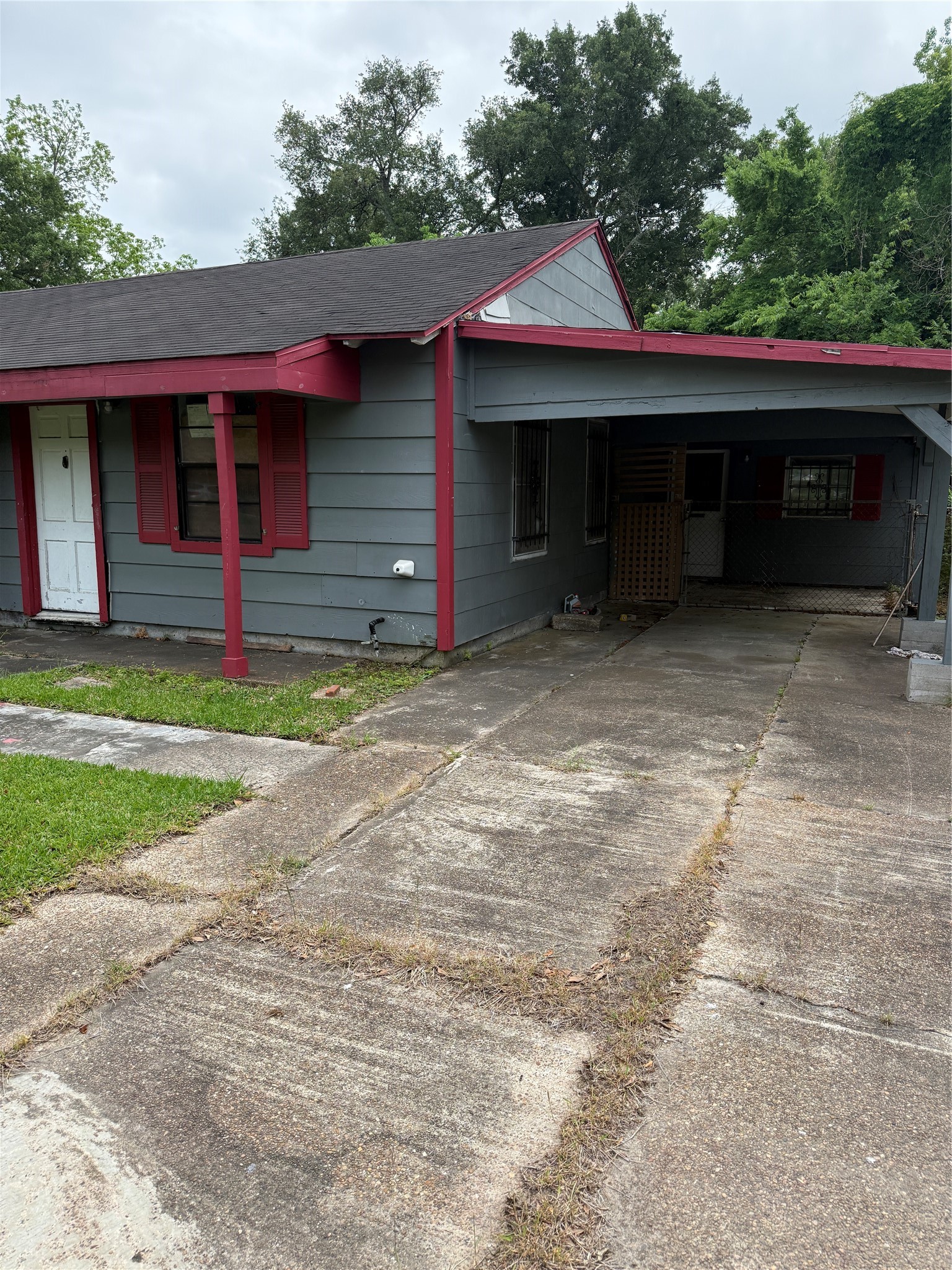 Listing photo 1