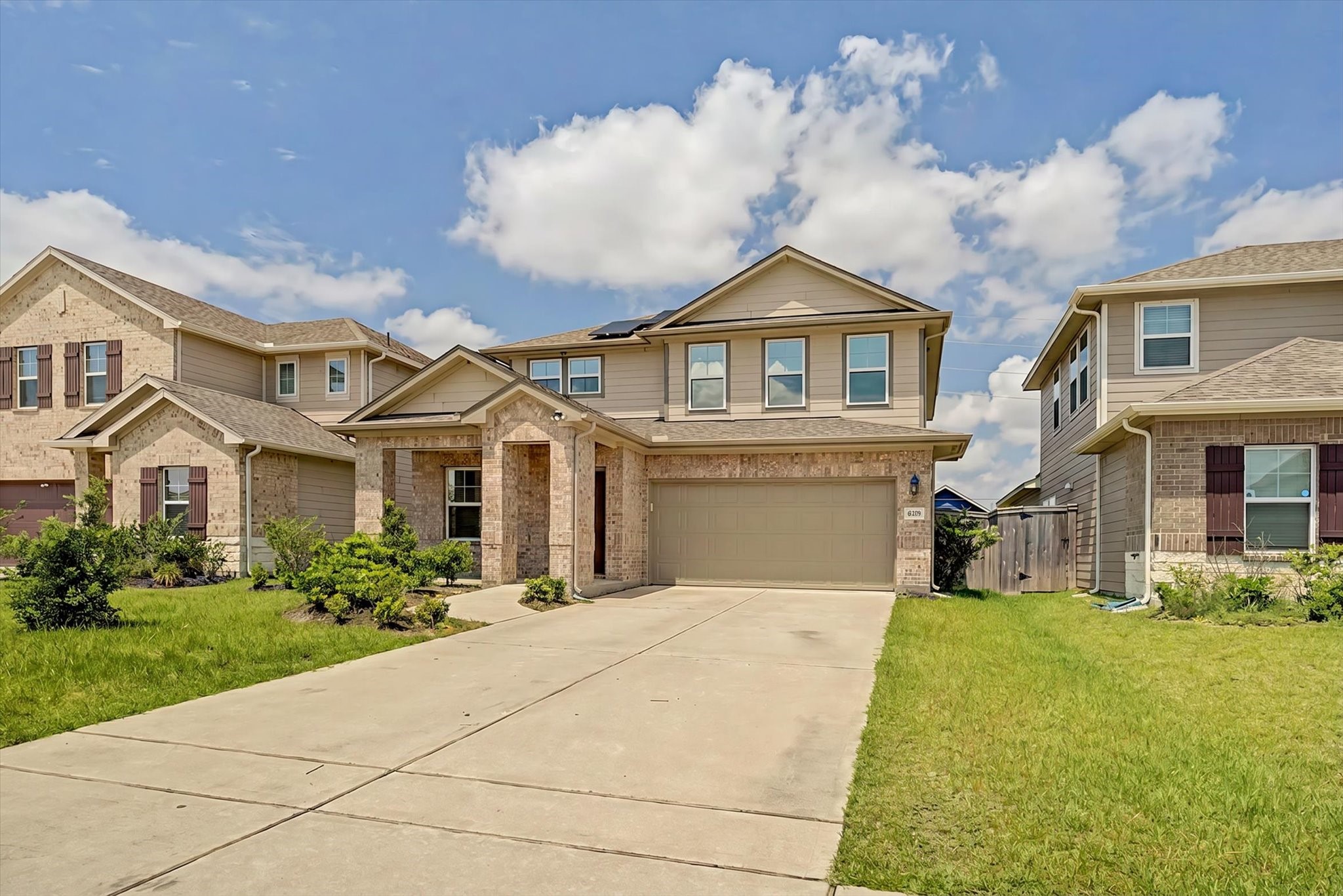 Listing photo 1