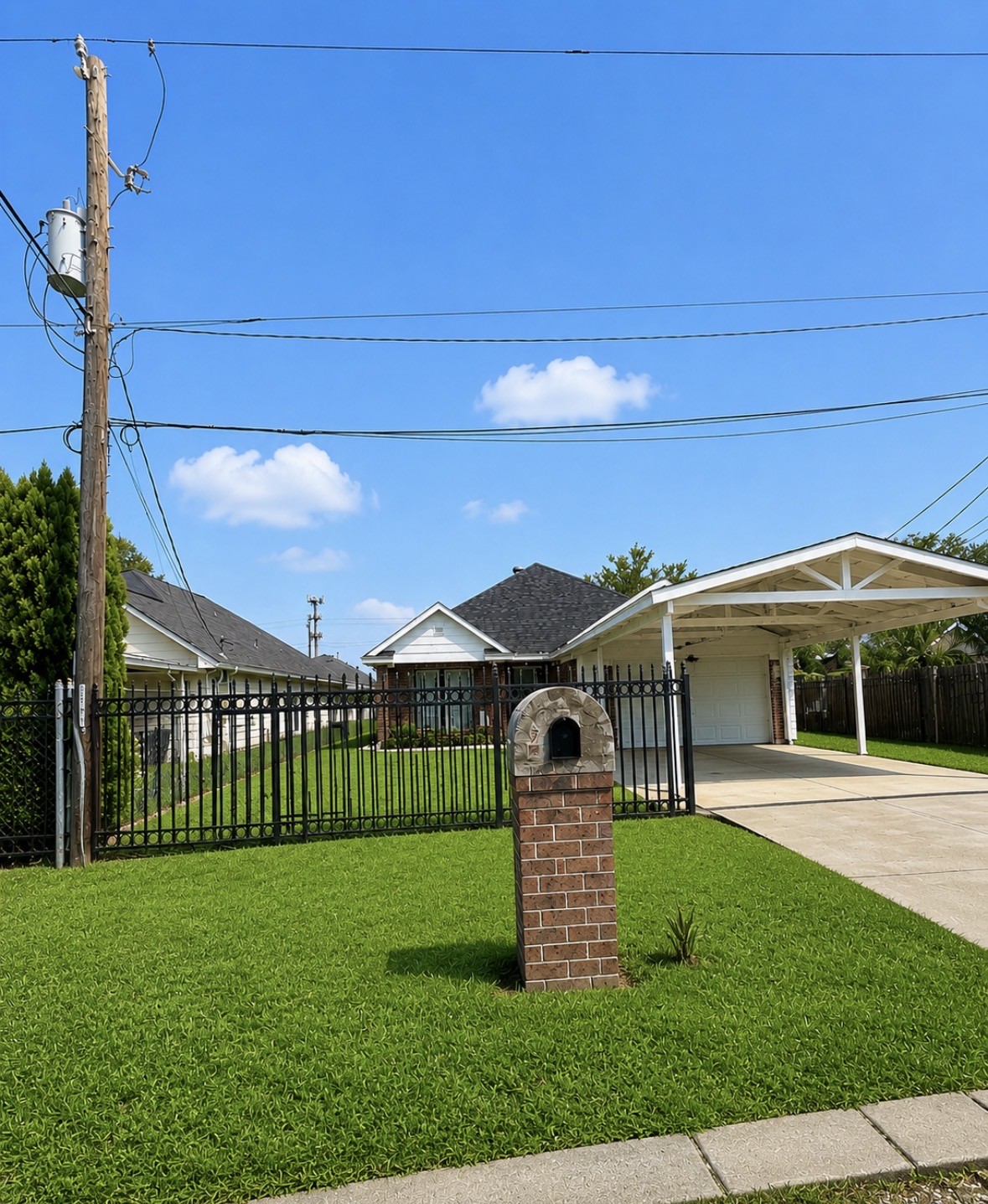 Listing photo 1
