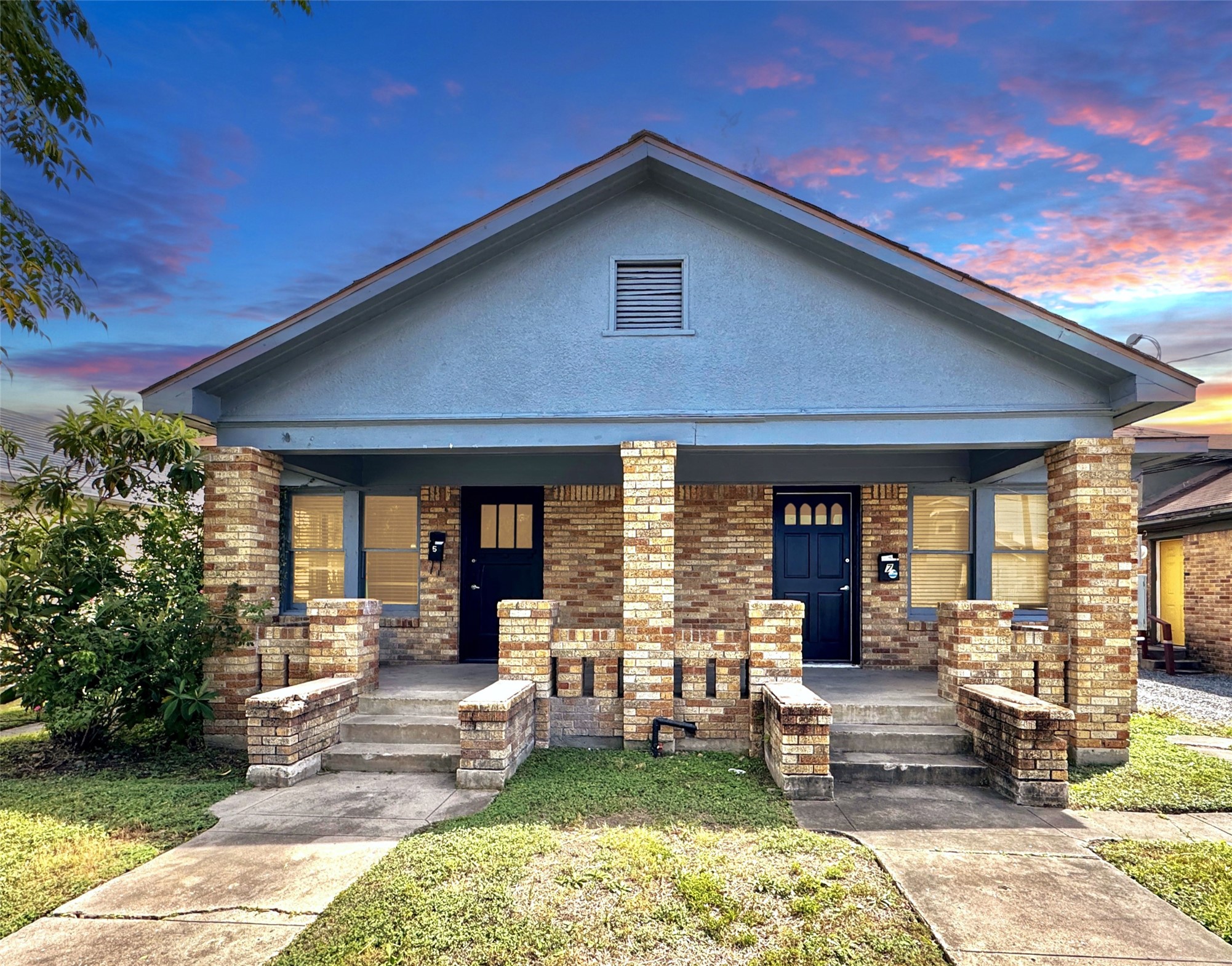 Listing photo 1