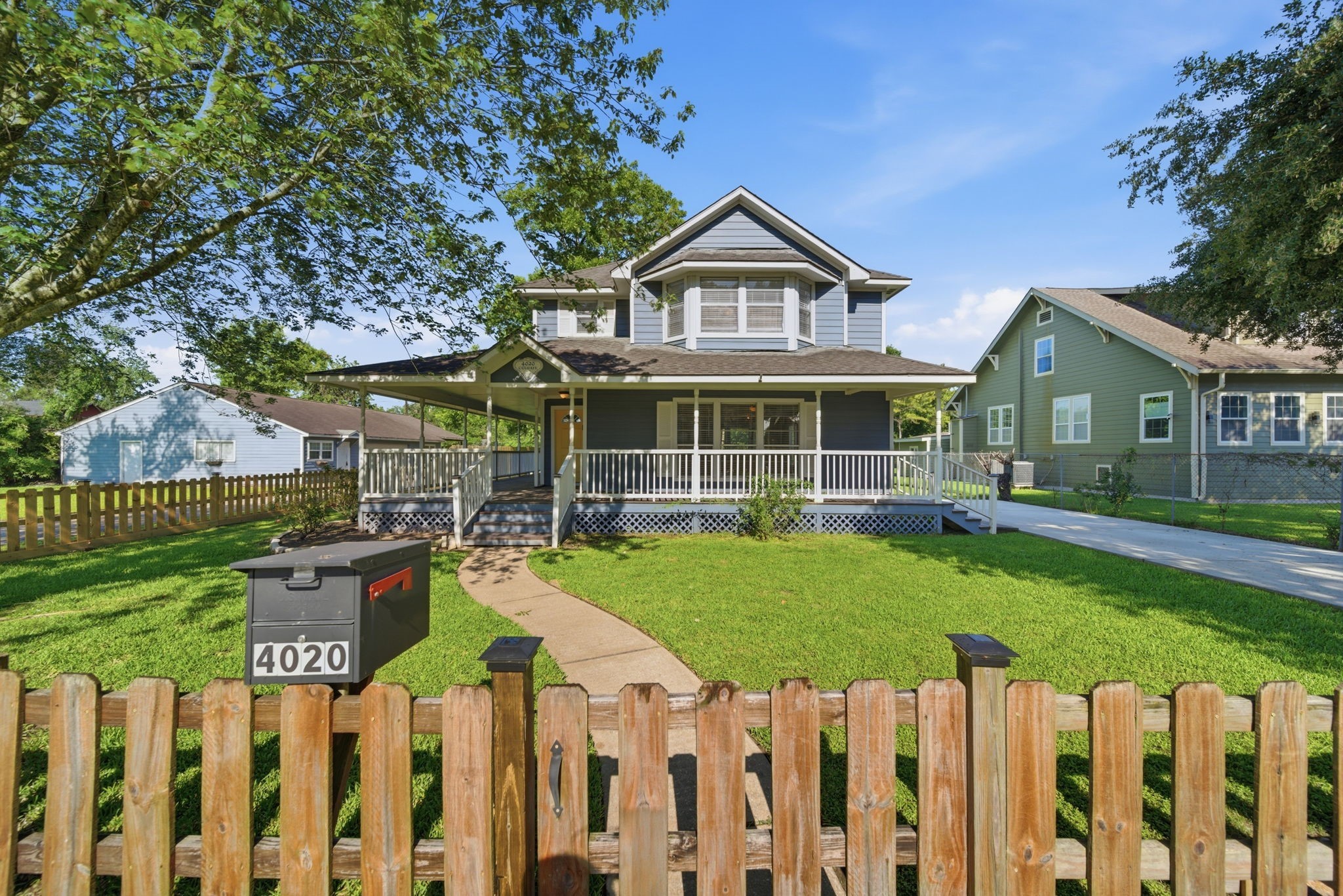 Listing photo 4