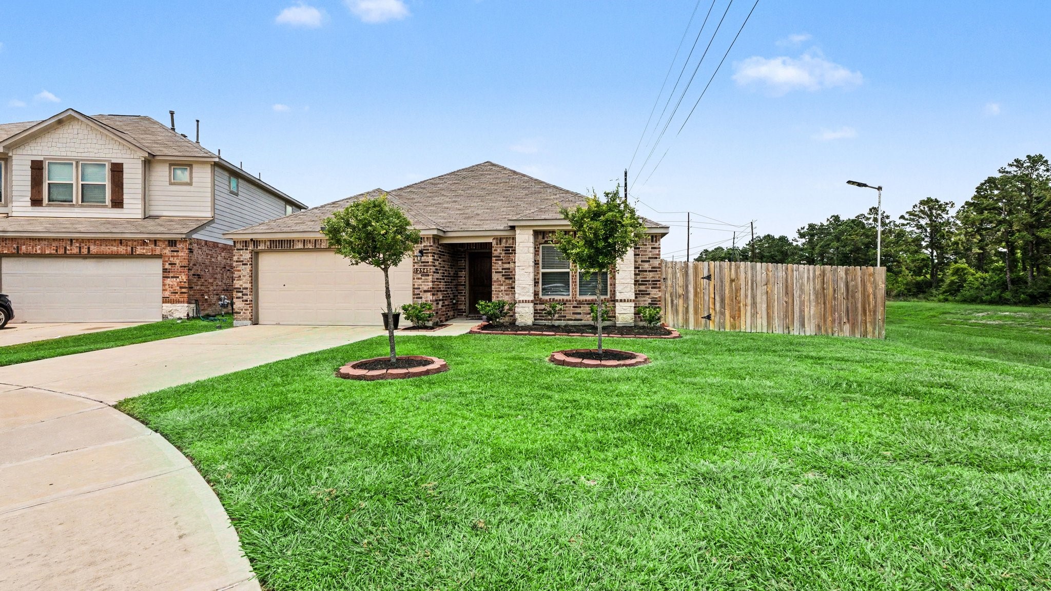 Listing photo 3