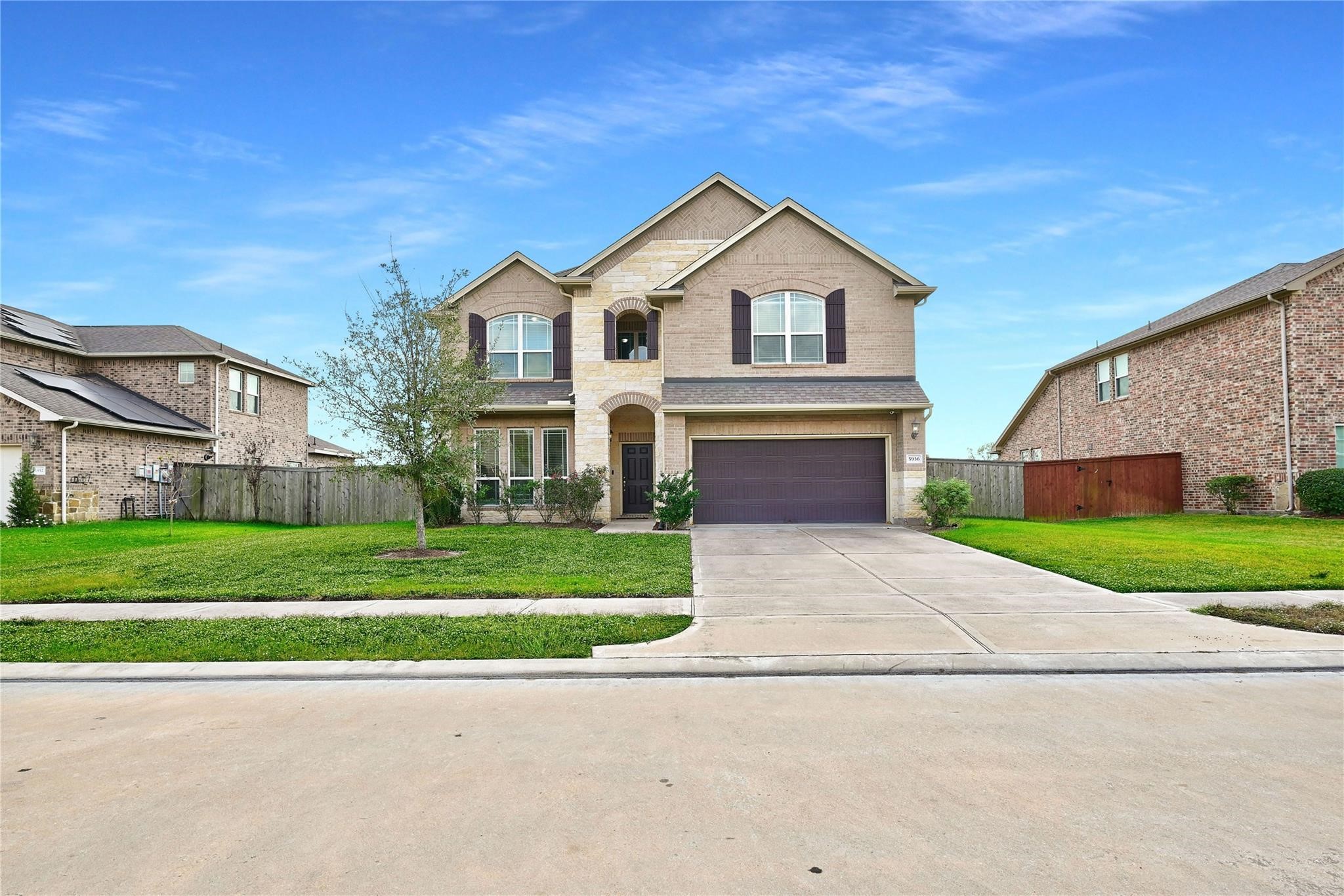 Listing photo 1