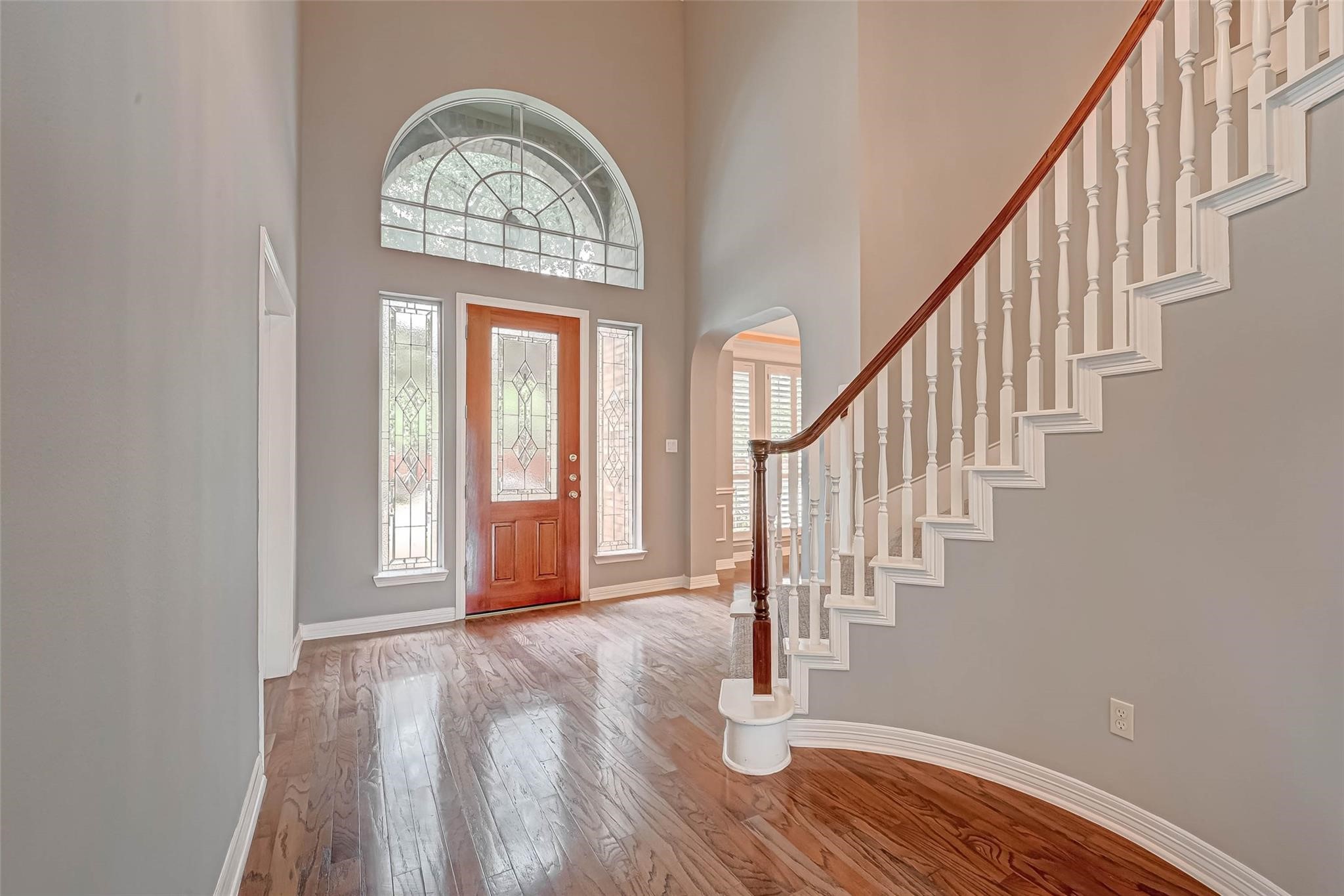 Listing photo 3