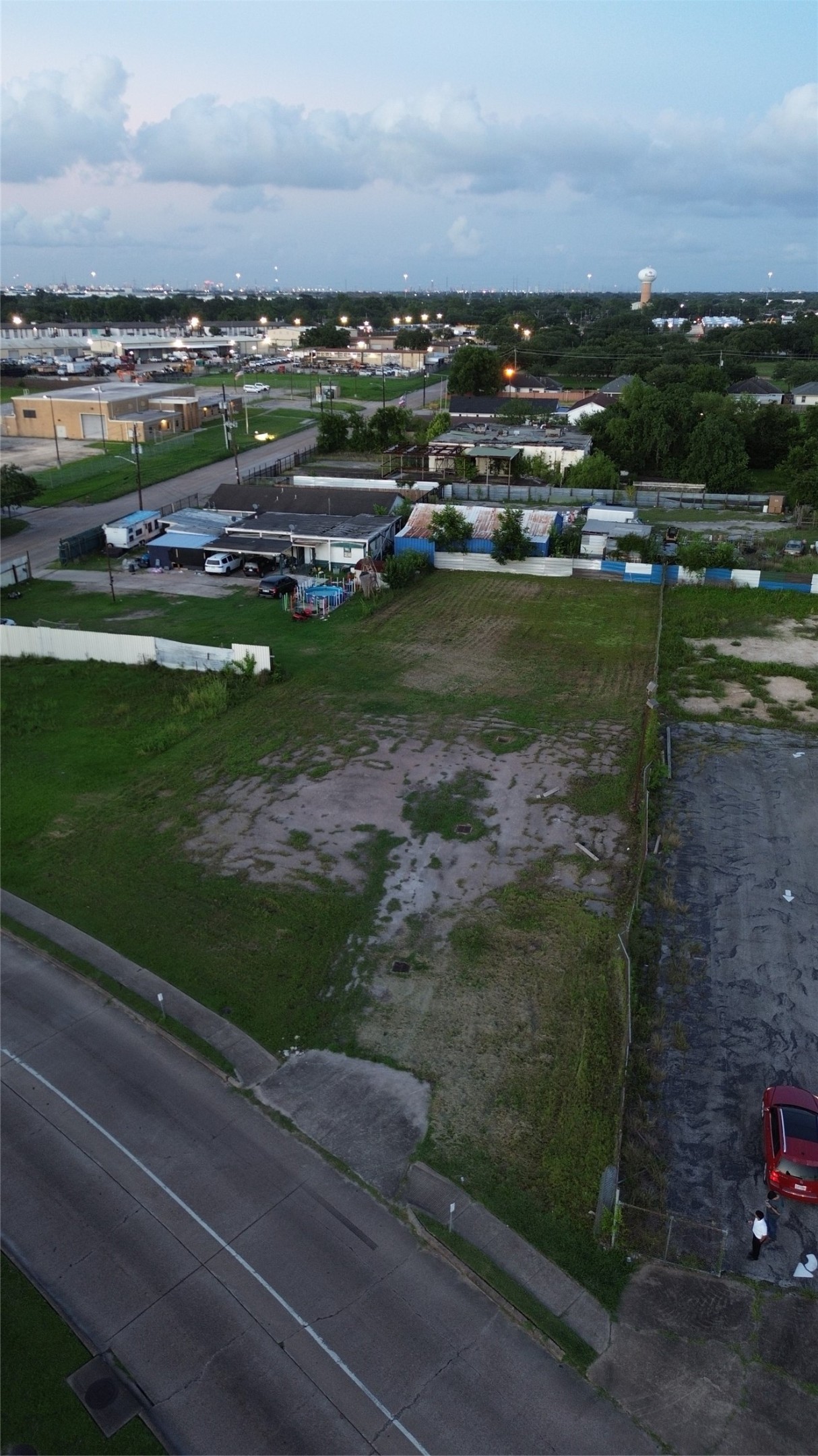 Listing photo 3