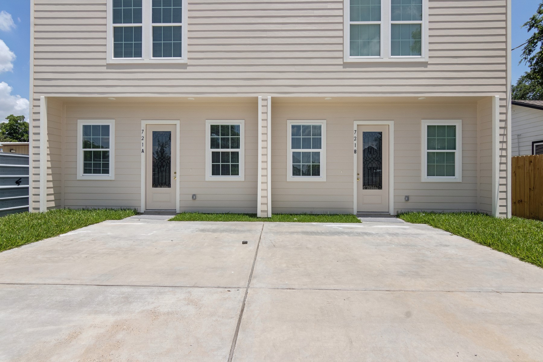 Listing photo 1