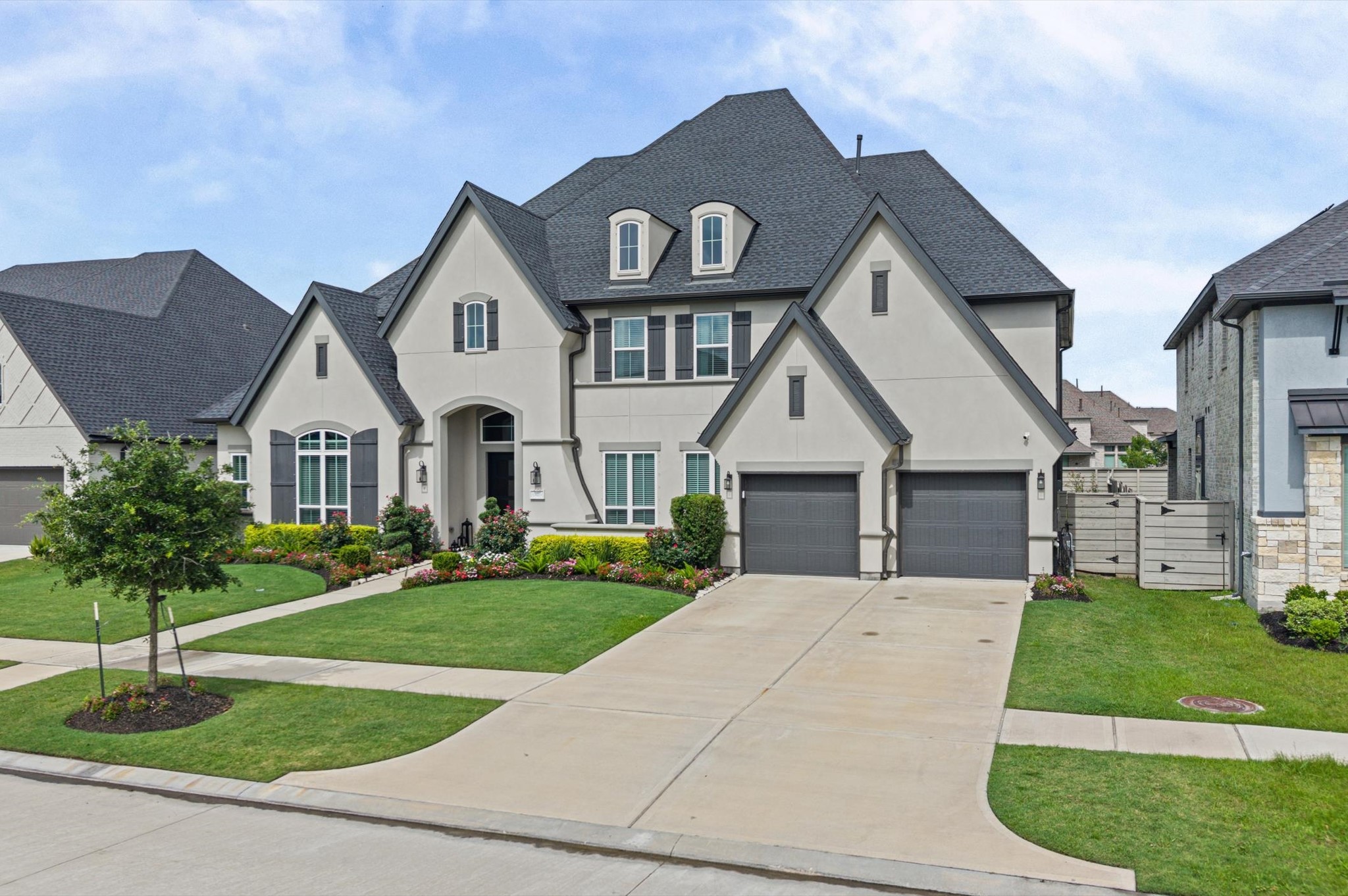 Listing photo 3