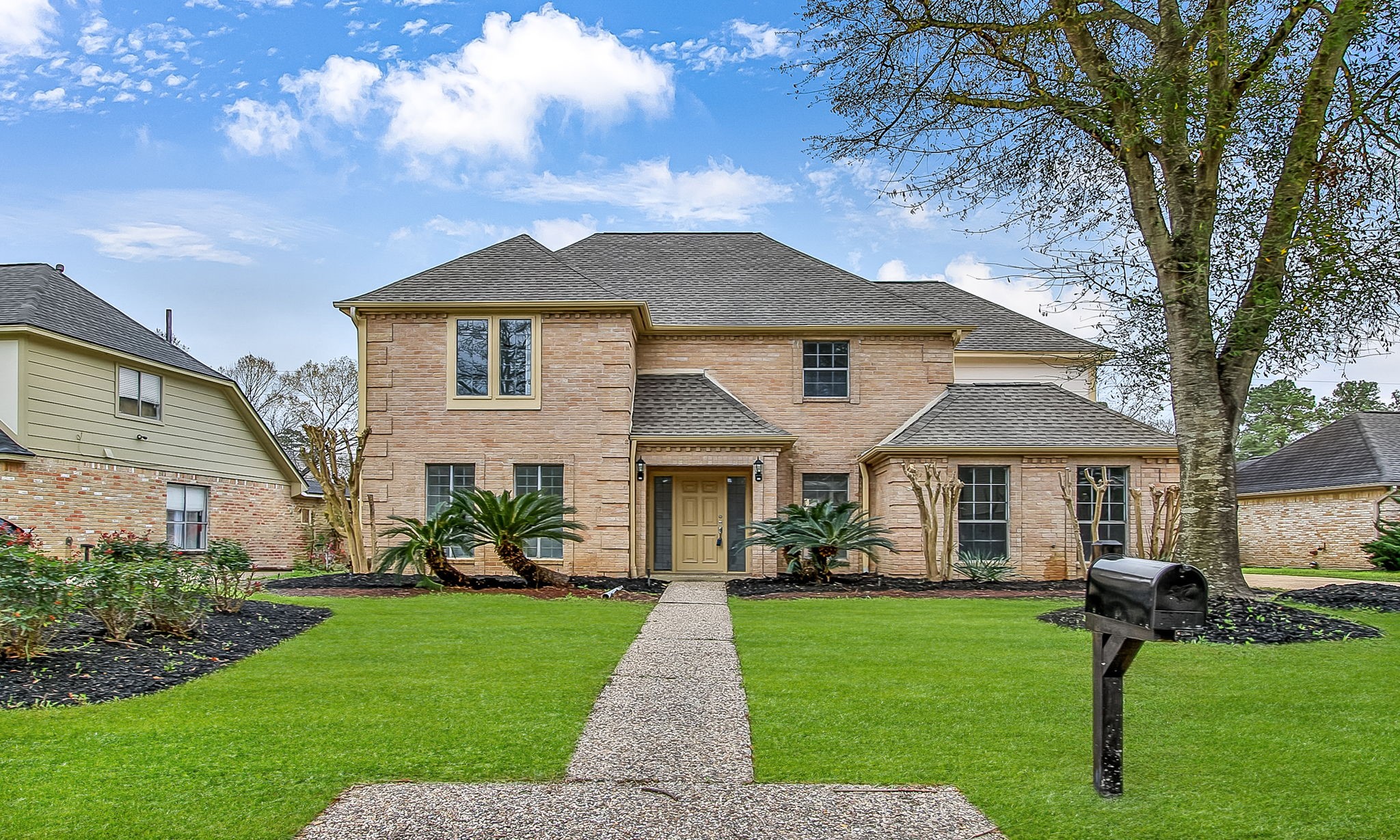 Listing photo 1