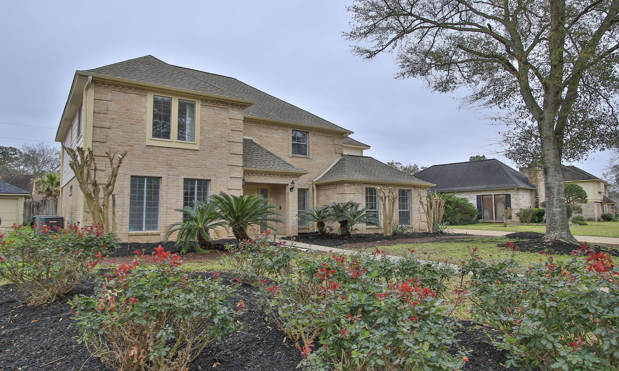 Listing photo 4