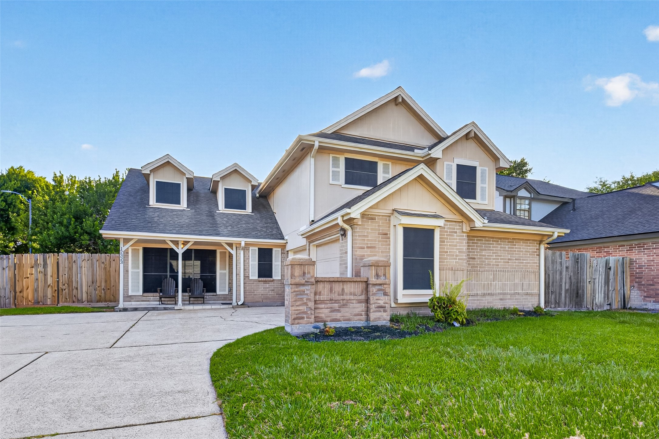 Listing photo 1