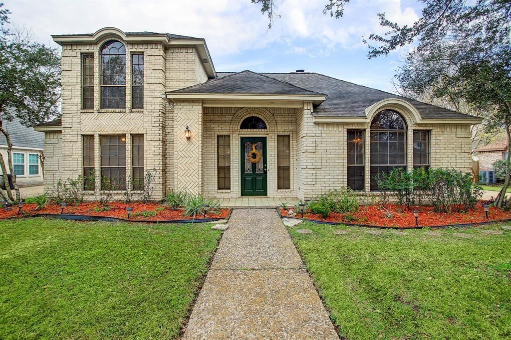 Listing photo 1