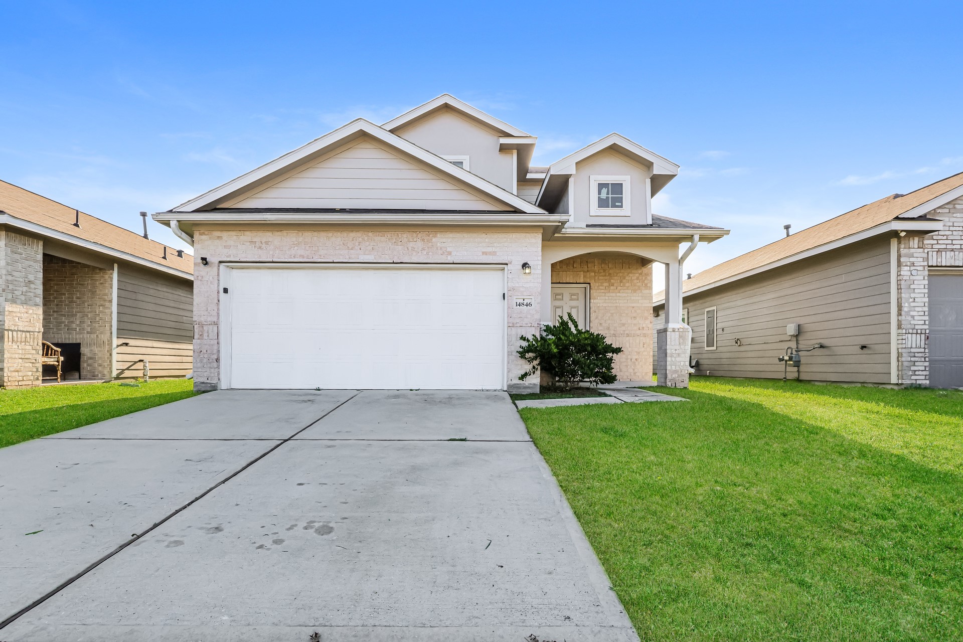 Listing photo 1